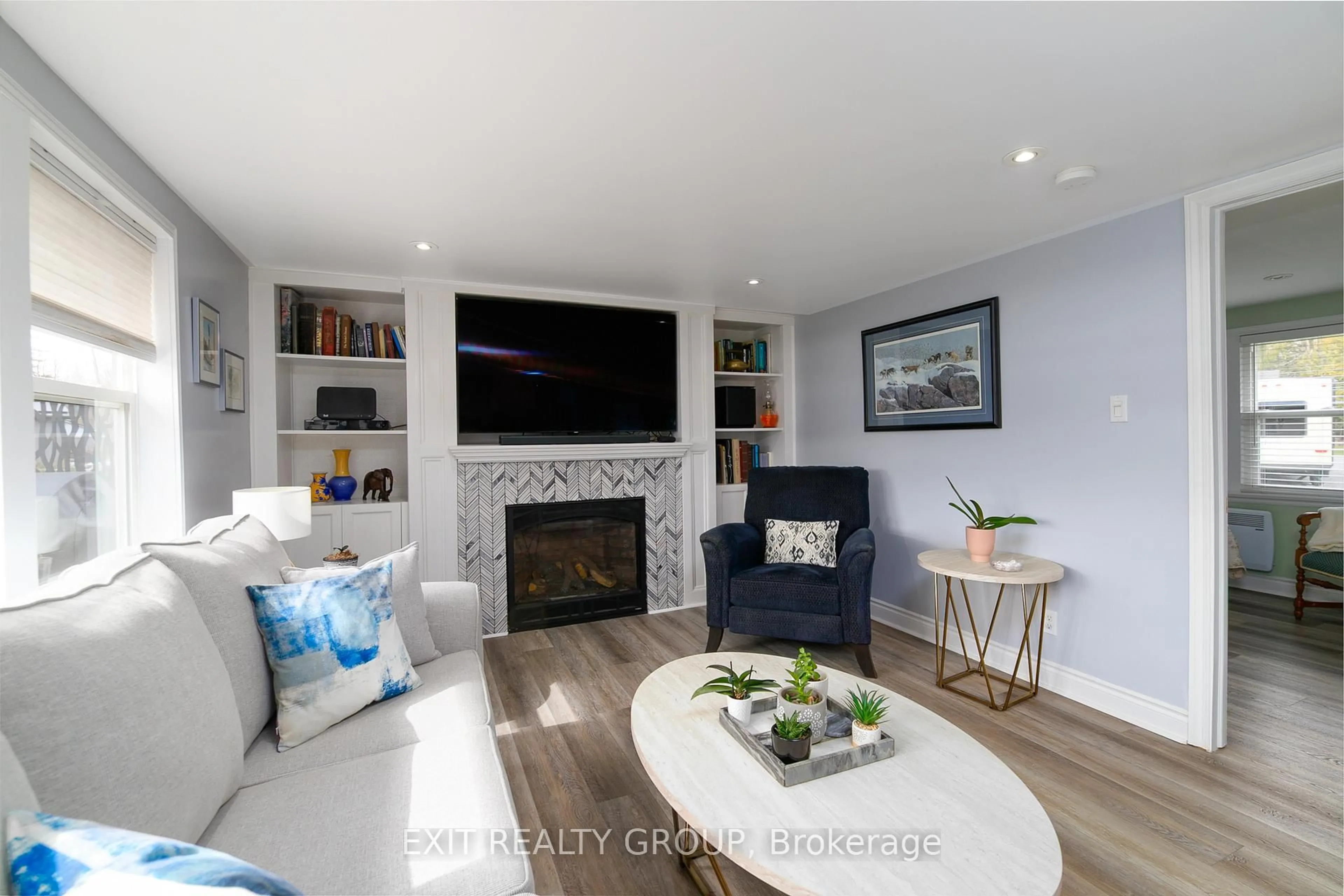 Living room with furniture, unknown for 21 Prior Lane, Hastings Ontario K0K 2C0