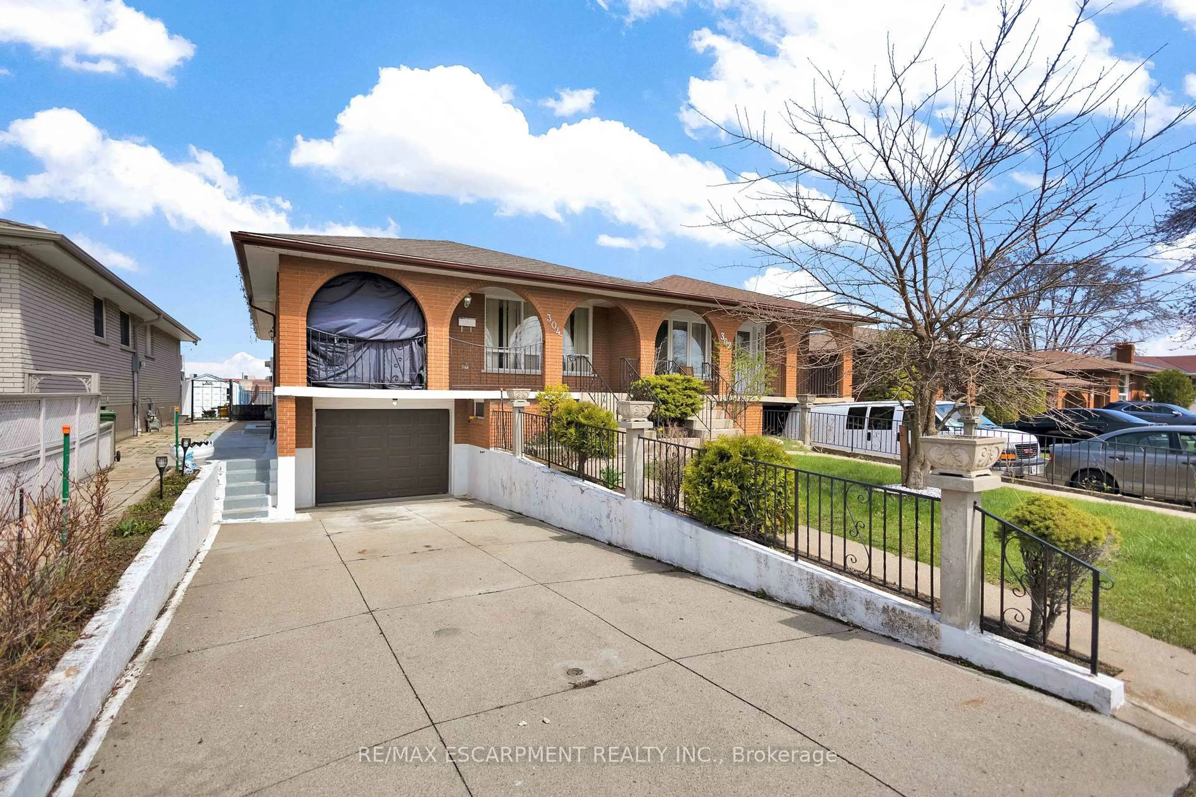 Unknown for 304 Celtic Dr, Hamilton Ontario L8E 3S2