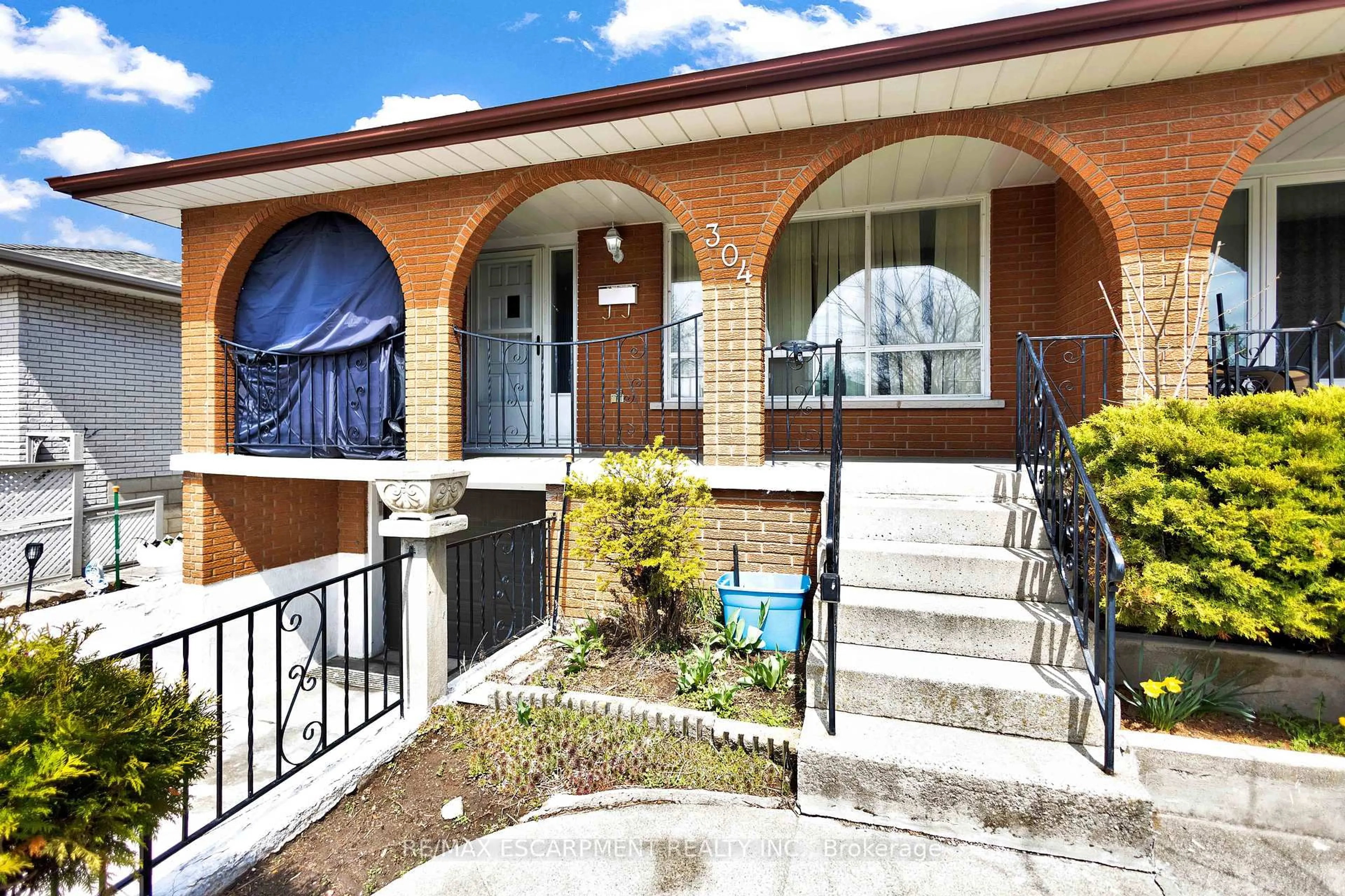 Unknown for 304 Celtic Dr, Hamilton Ontario L8E 3S2