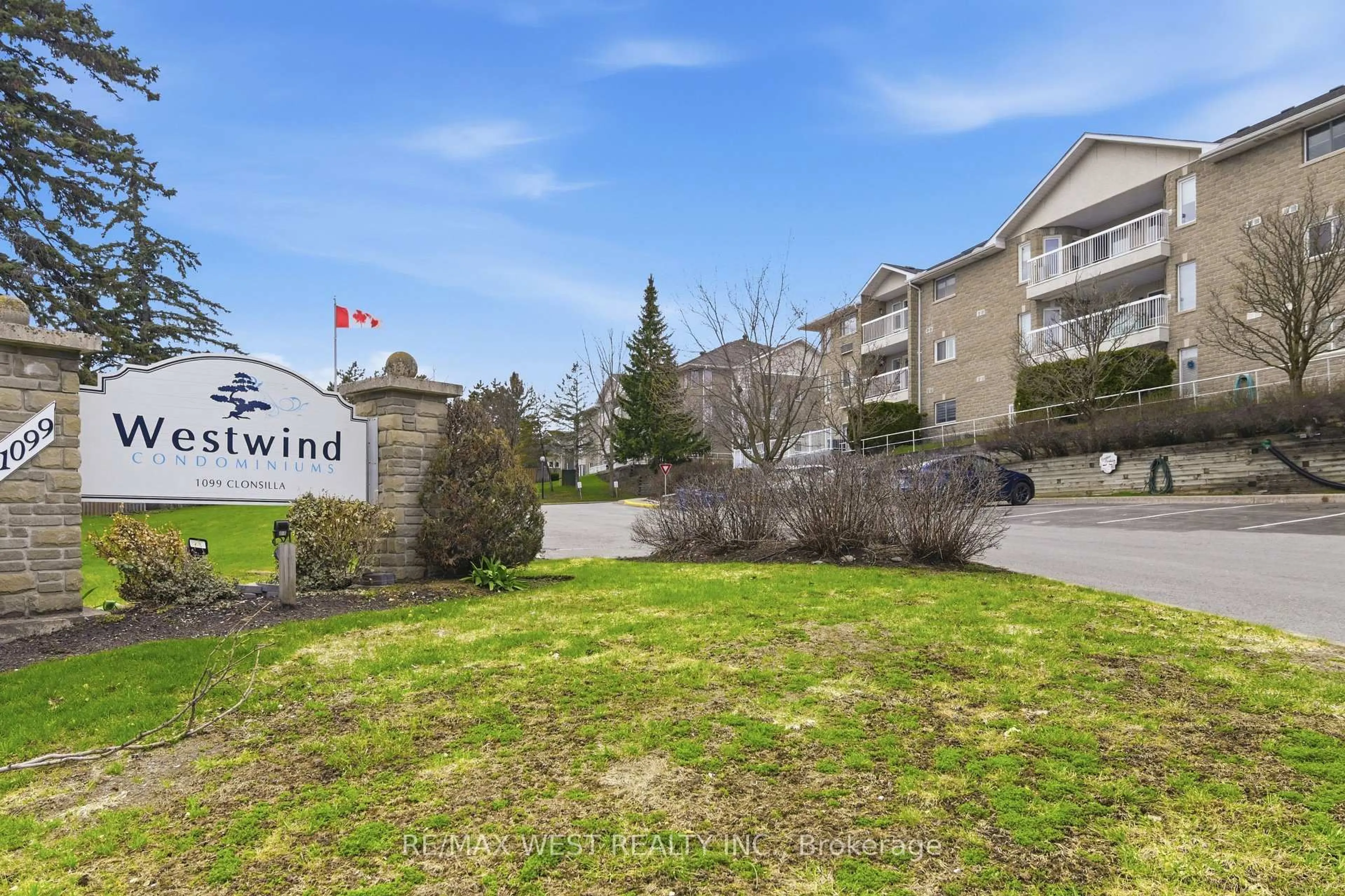 Patio, mountain view for 1099 Clonsilla Ave #316A, Peterborough Ontario J9J 8L6