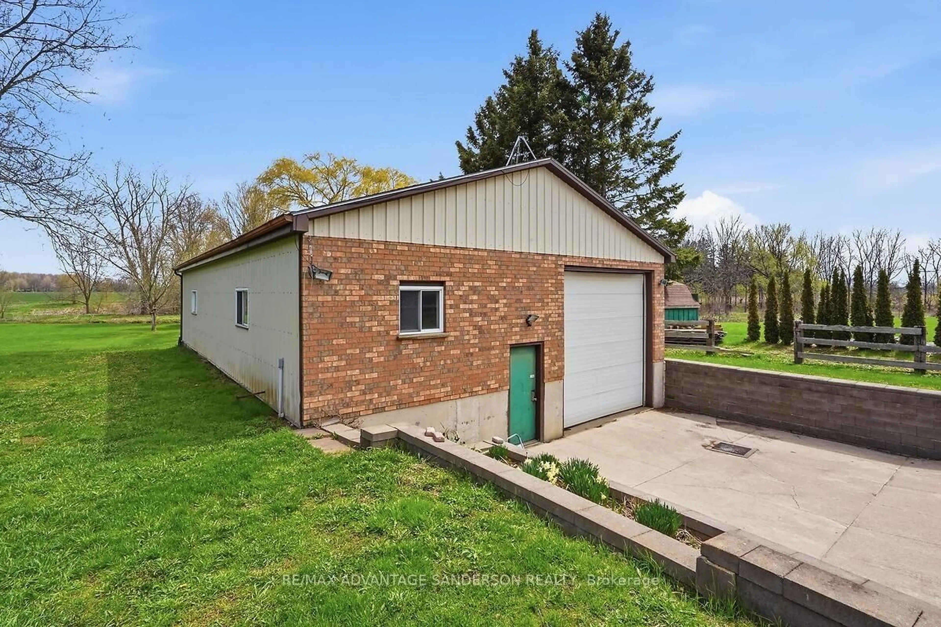 Unknown for 20064 Nissouri Rd, Thames Centre Ontario N0M 2P0