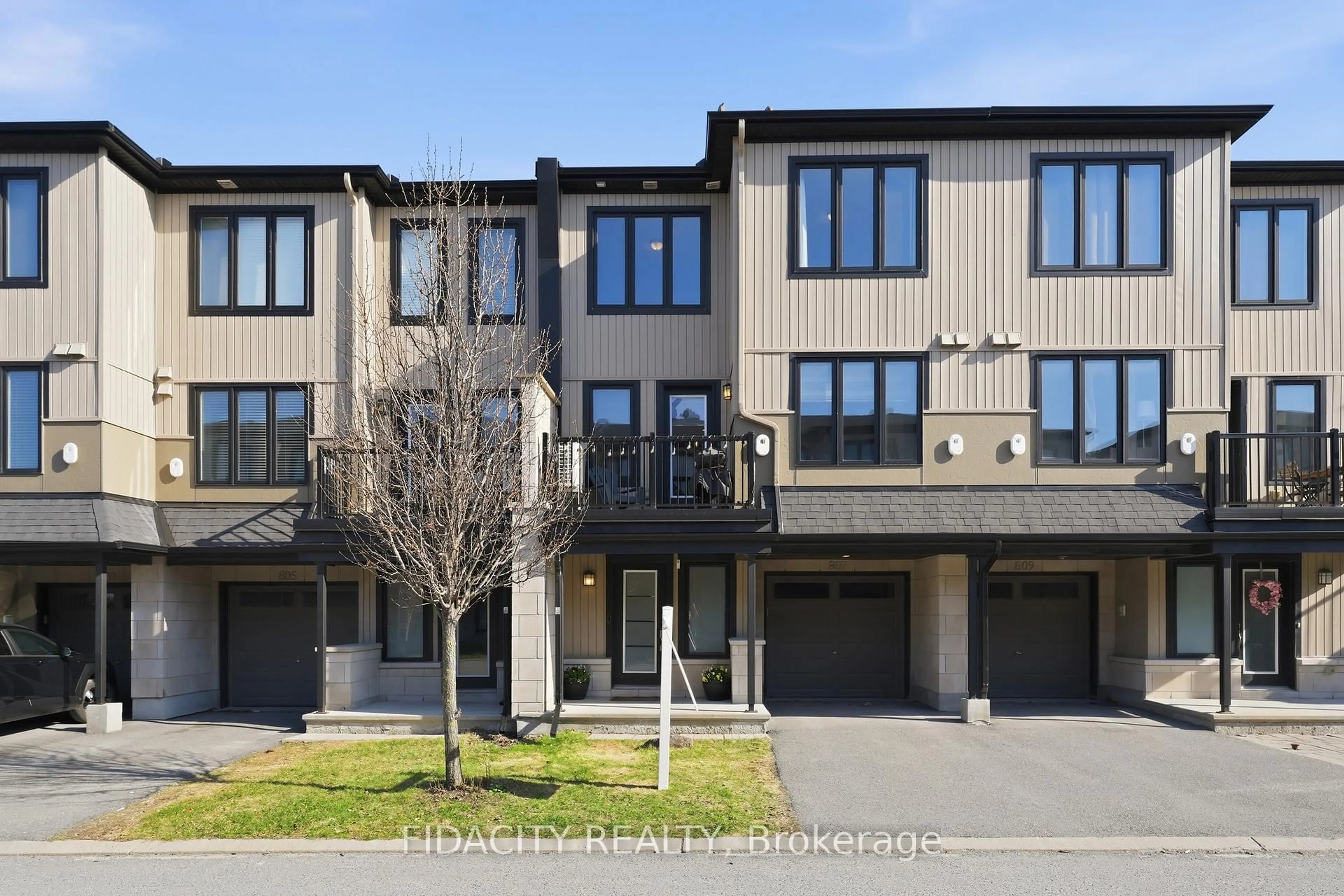 Unknown for 807 Element Private, Ottawa Ontario K2M 0M8