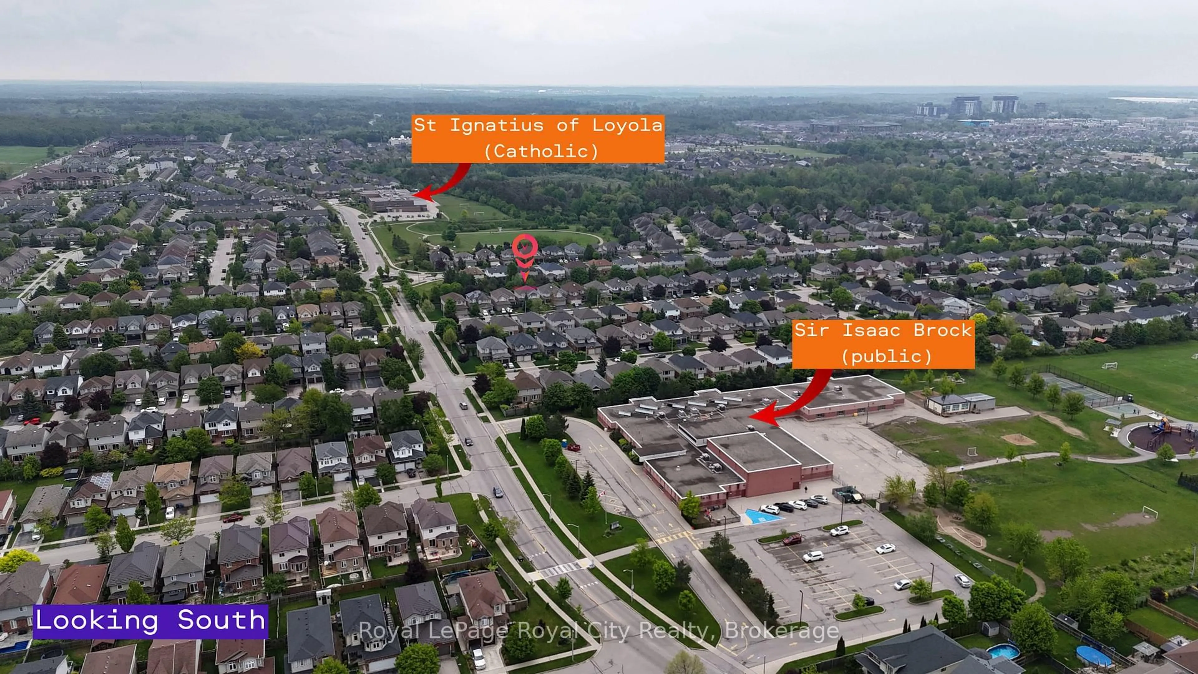 A pic from outside/outdoor area/front of a property/back of a property/a pic from drone, street for 67 Grey Oak Dr, Guelph Ontario N1L 1R2