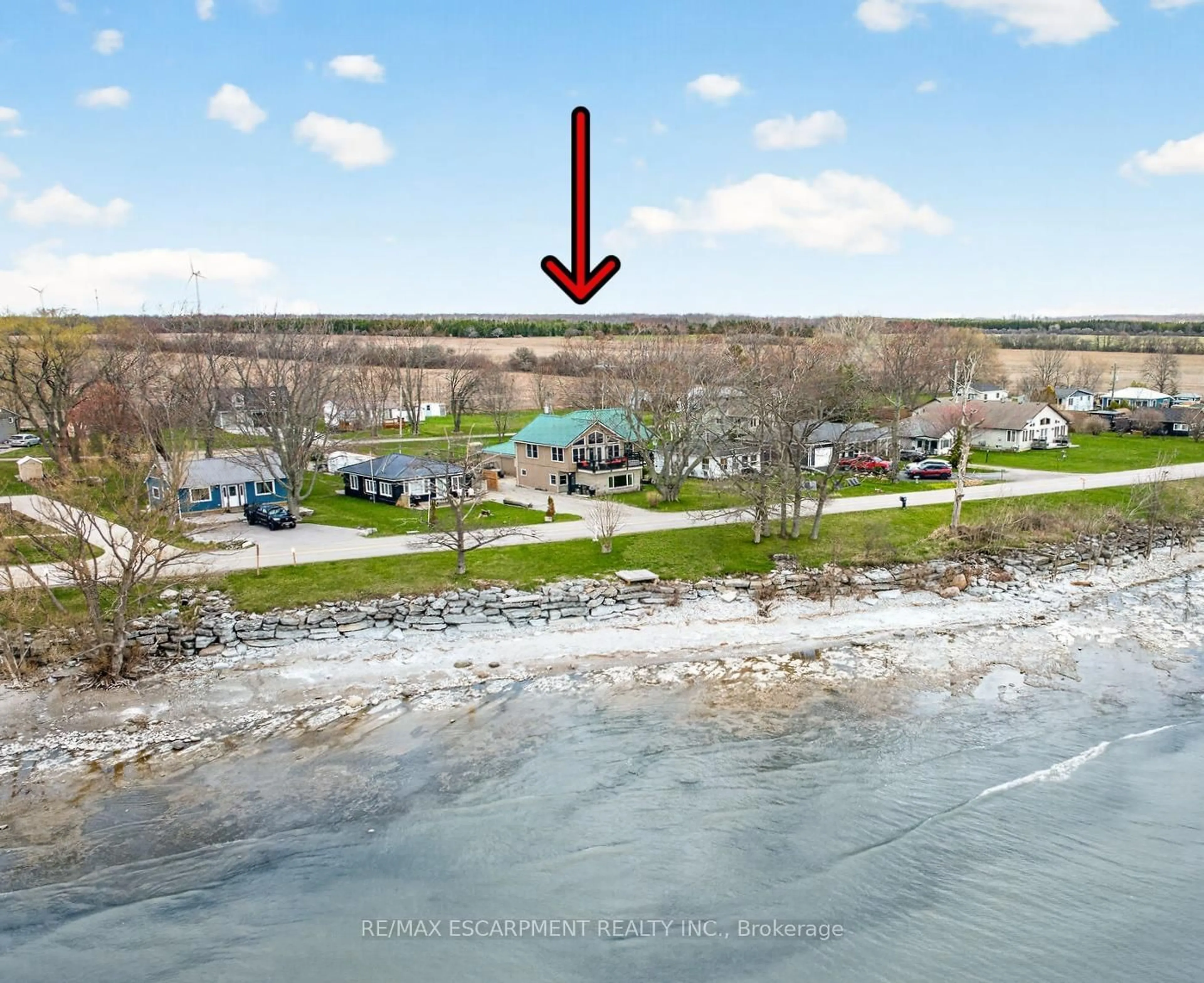 A pic from outside/outdoor area/front of a property/back of a property/a pic from drone, water/lake/river/ocean view for 27 Blue Water Pkwy, Haldimand Ontario N0A 1P0