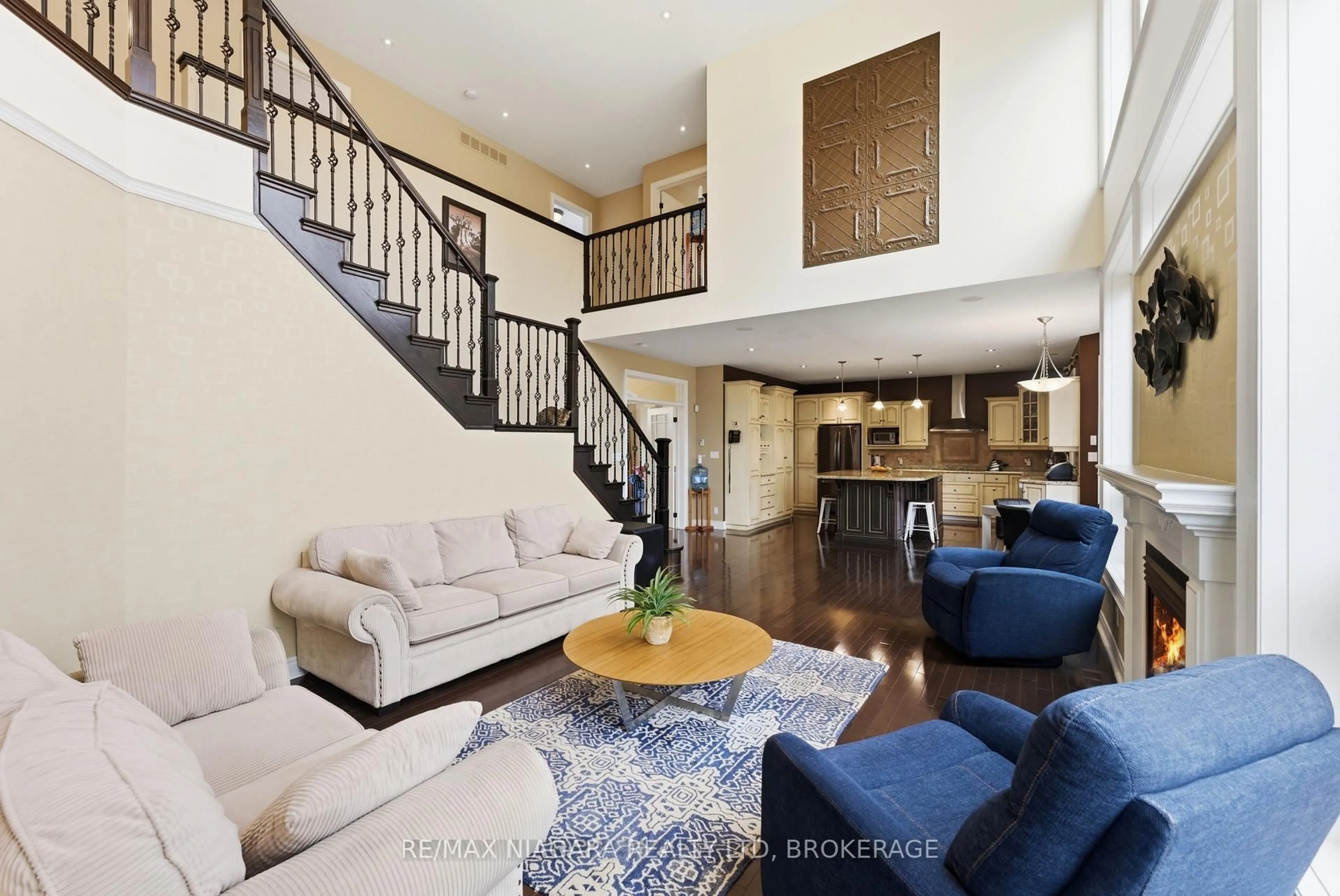 Living room with furniture, unknown for 52 Scullers Way, St. Catharines Ontario L2N 7T6