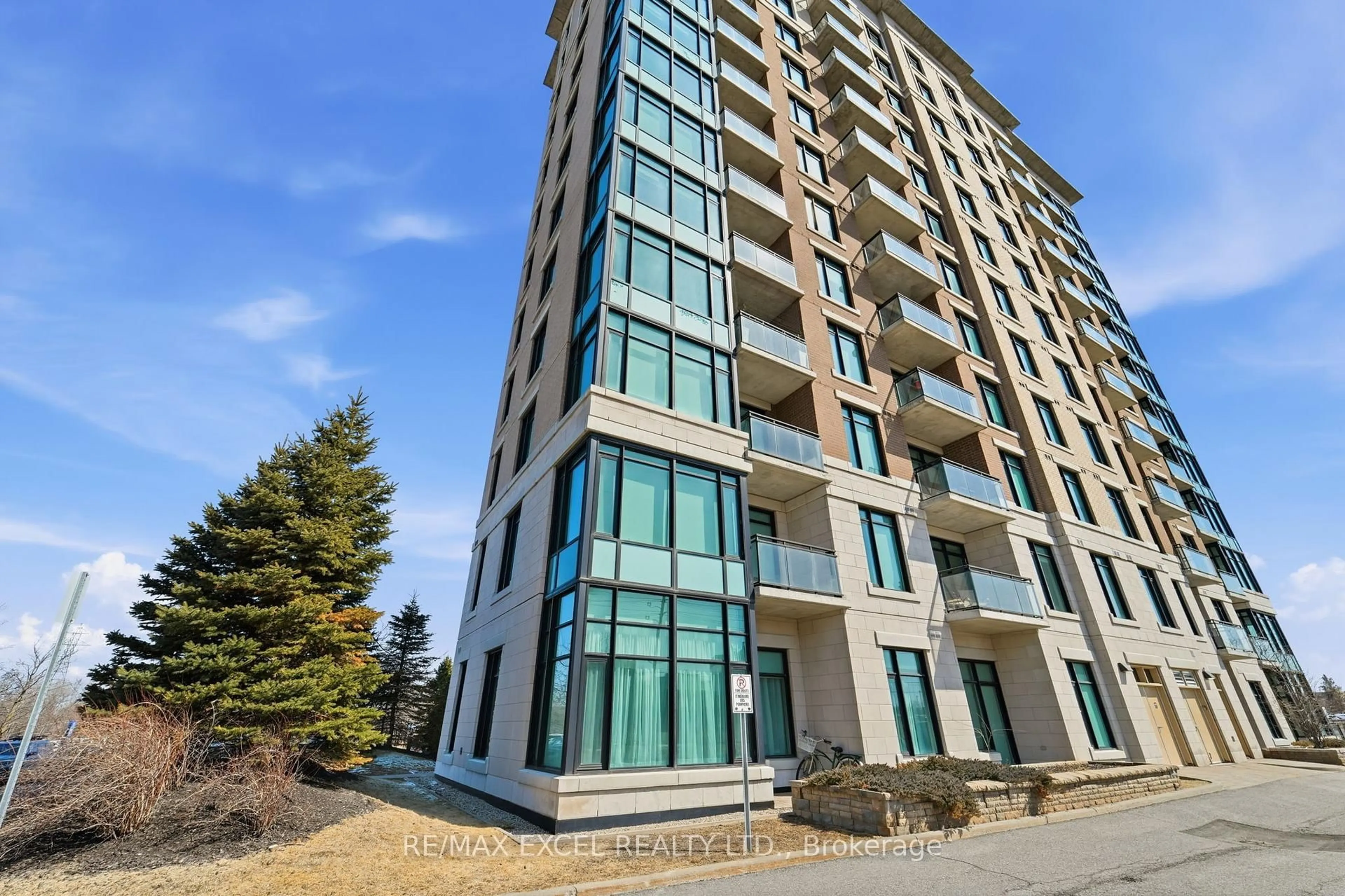 Unknown for 100 ROGER GUINDON Ave #605, Ottawa Ontario K1G 3Z7