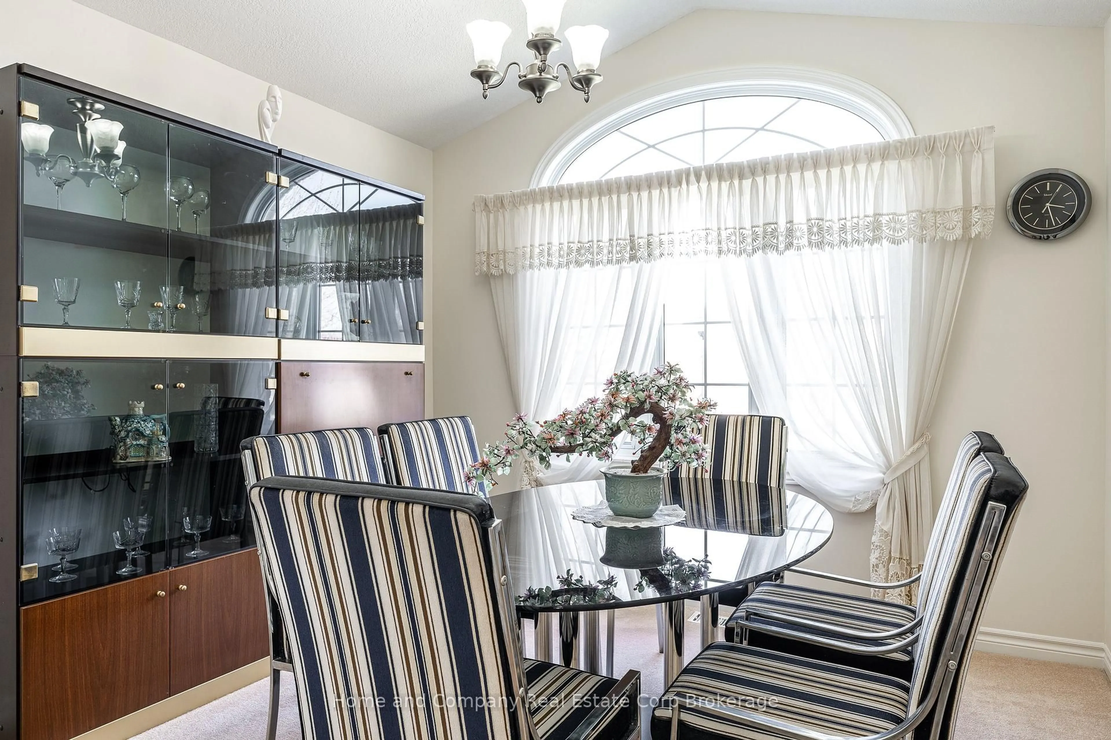 Dining room, unknown for 86 Lightbourne Ave, Stratford Ontario N4Z 1J8