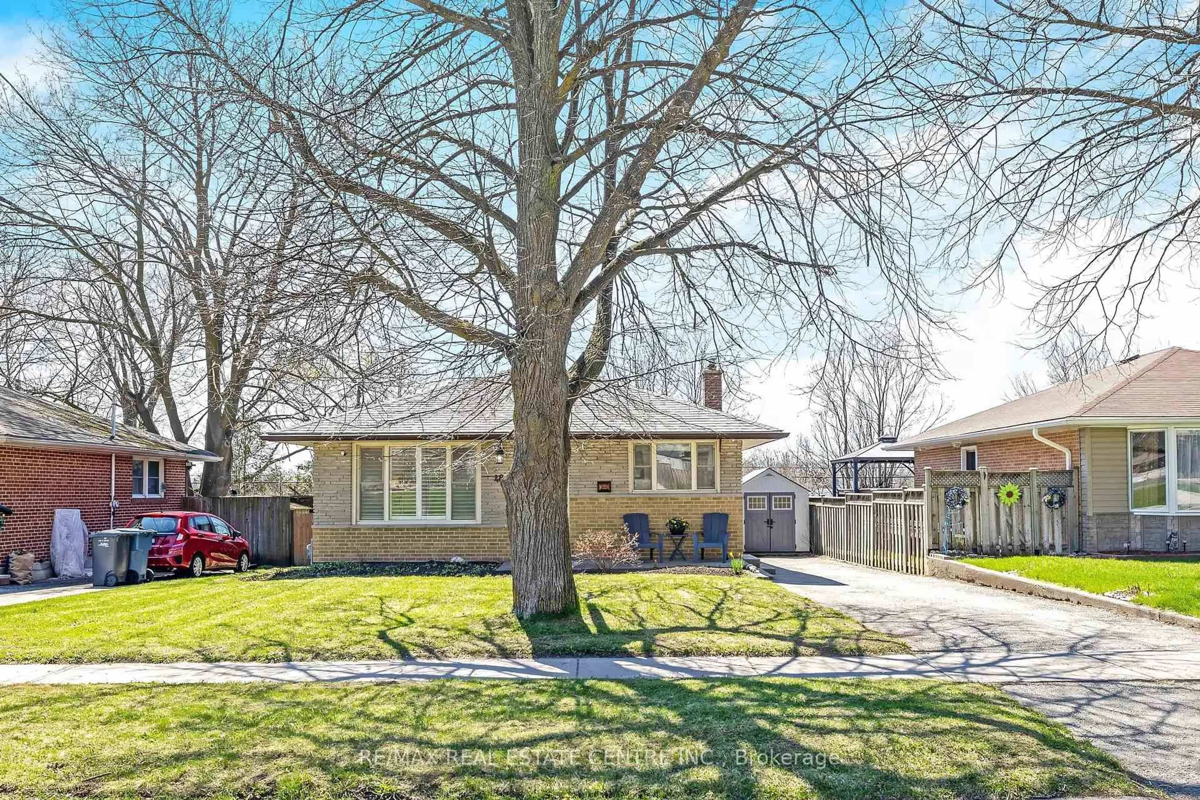 Unknown for 48 Knightswood Blvd, Guelph Ontario N1E 3W5