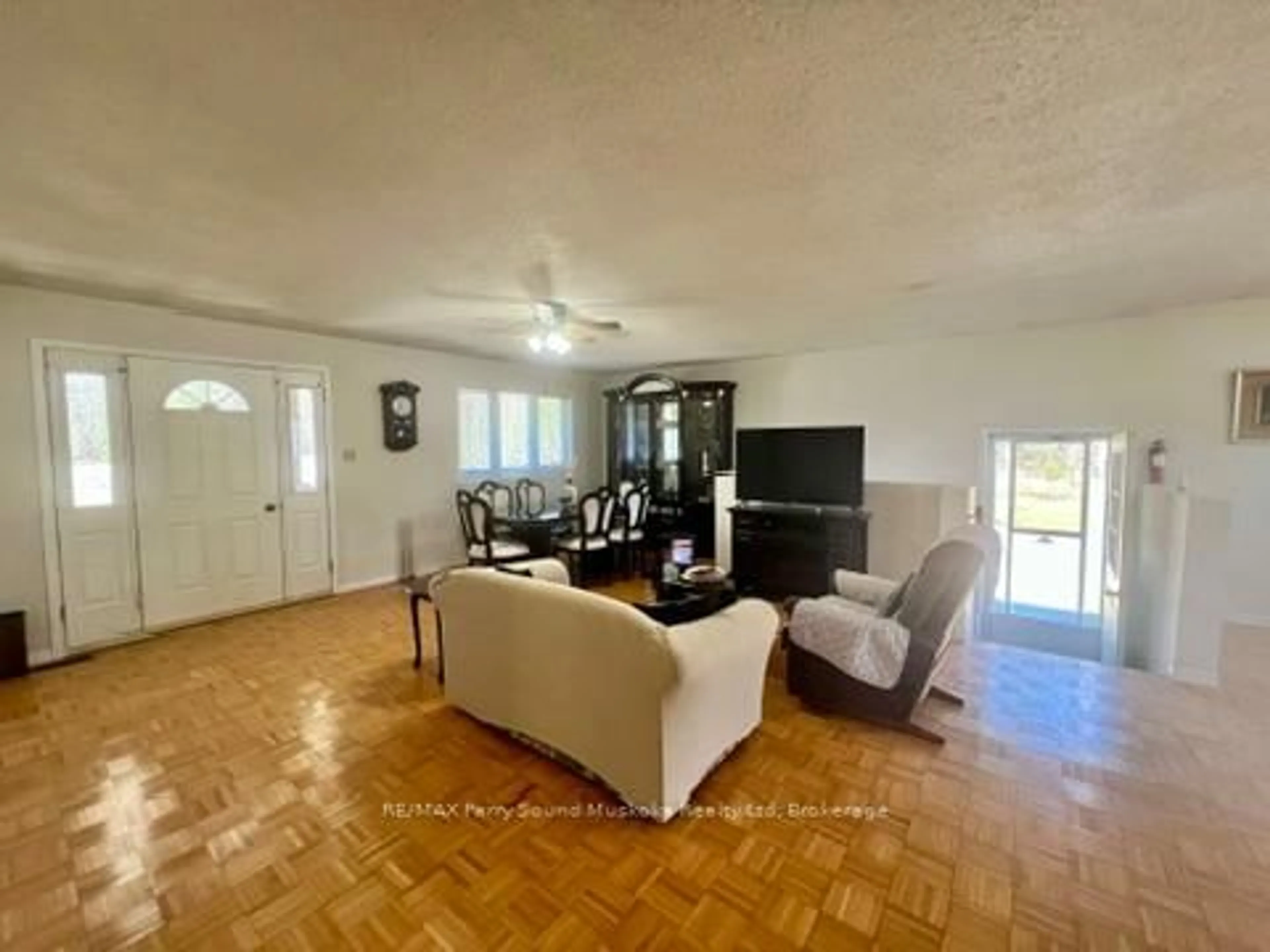 A pic of a room for 50 Woods Rd, Carling Ontario P0G 1G0