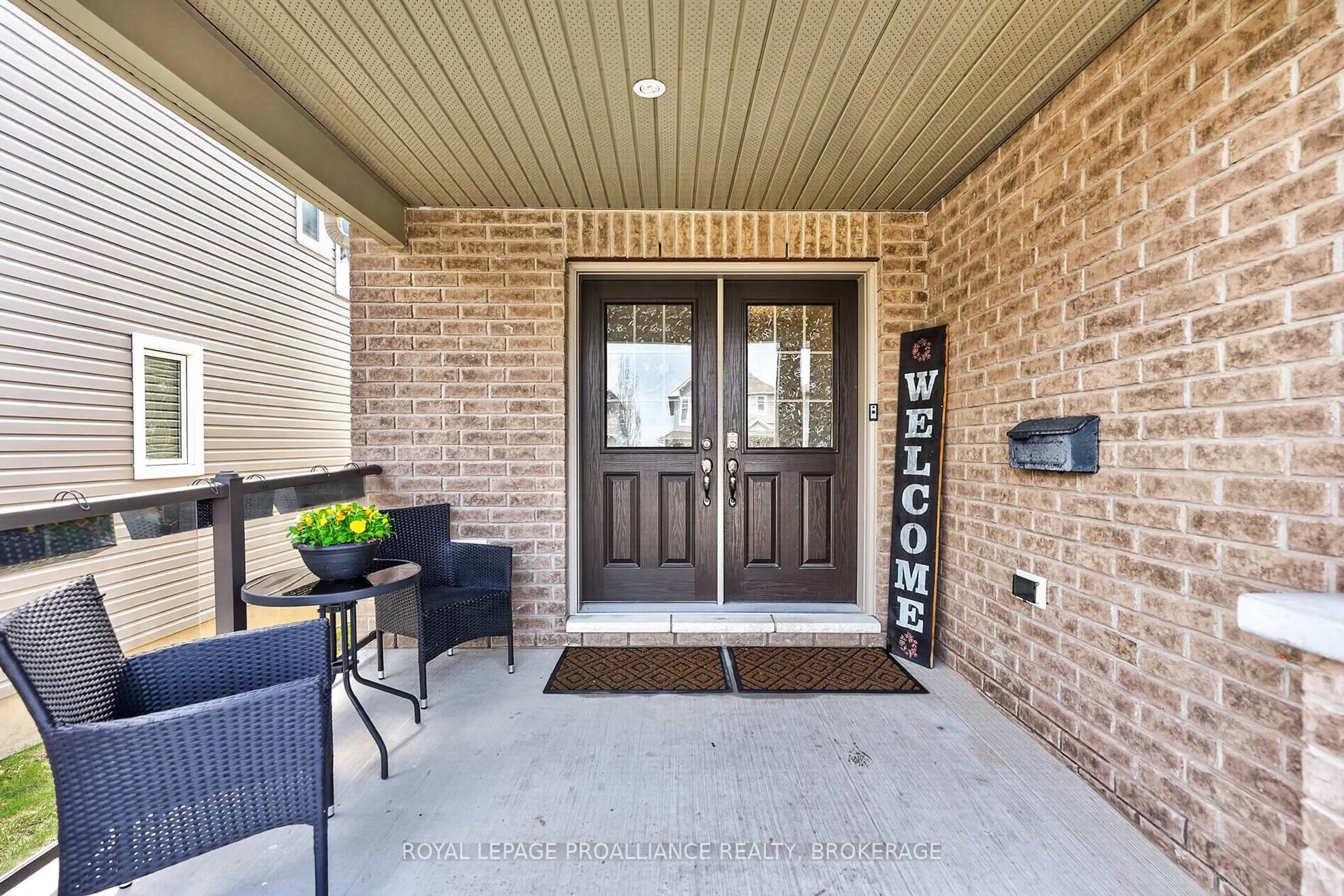 Indoor entryway for 1153 Escala Cres, Kingston Ontario K7P 0H6