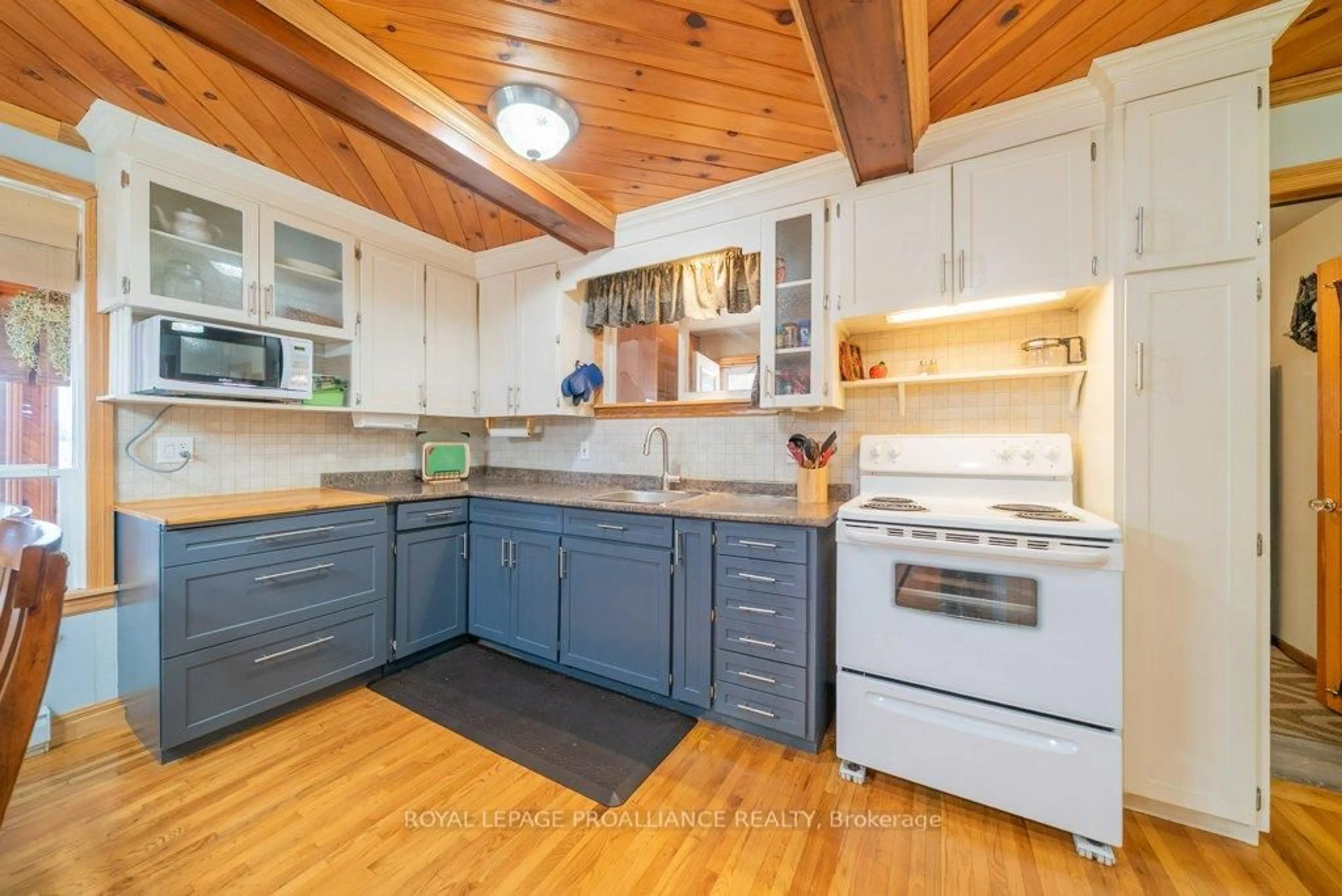 Open concept kitchen, unknown for 1063 Perry Rd, Cloyne Ontario K0H 1K0