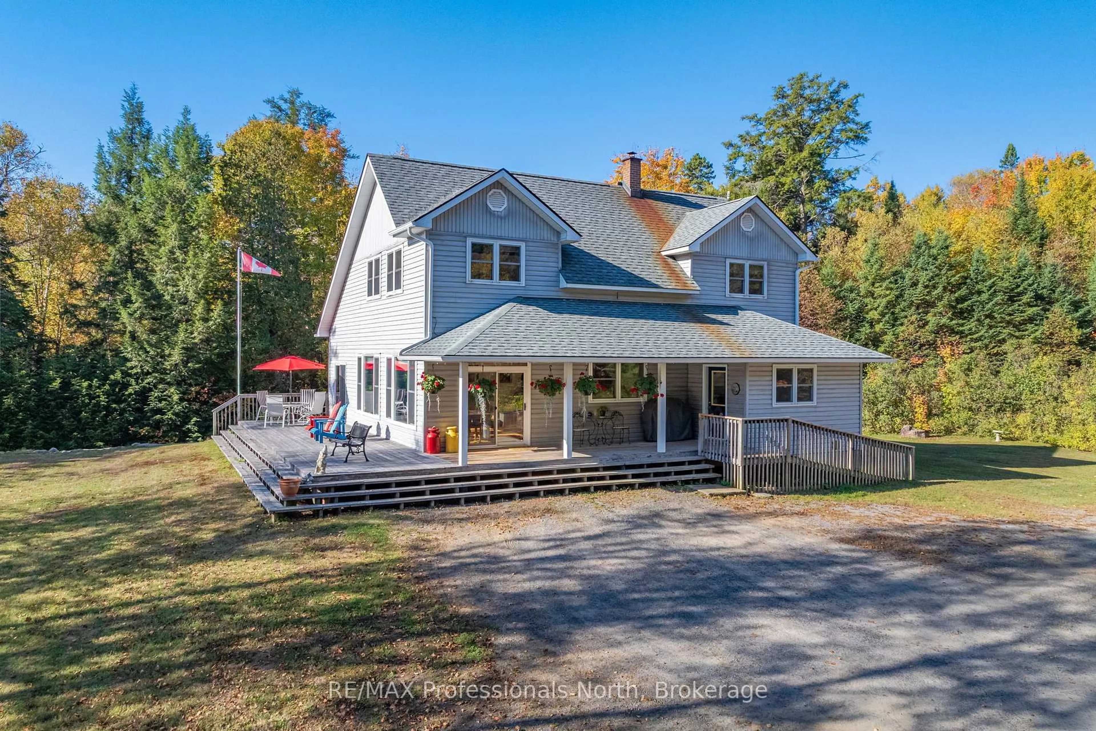 A pic from outside/outdoor area/front of a property/back of a property/a pic from drone, water/lake/river/ocean view for 2901 Limberlost Rd #3, Lake of Bays Ontario P1H 2J6