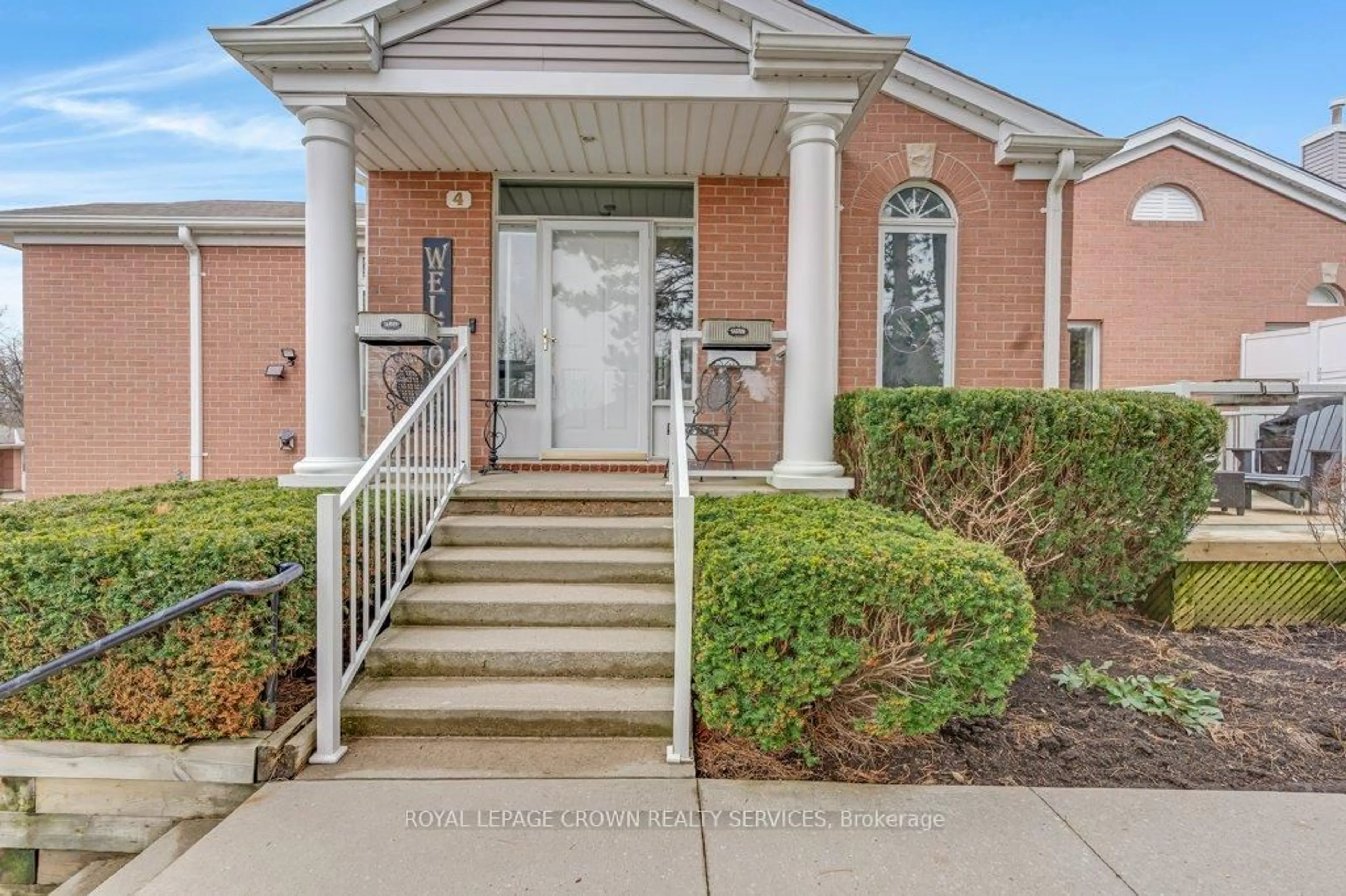 Unknown for 341 George St #4, Cambridge Ontario N1S 4X7