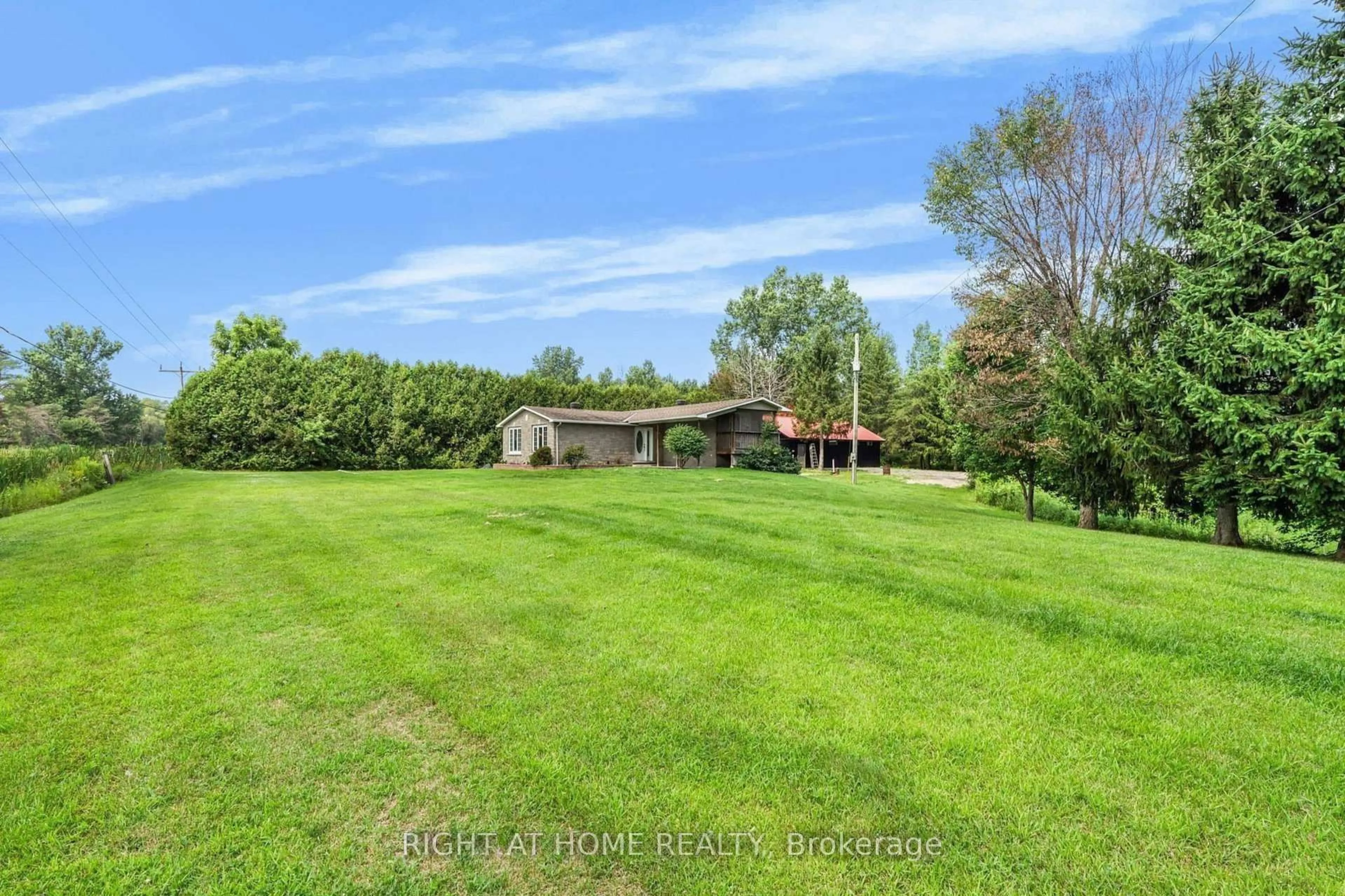 A pic from outside/outdoor area/front of a property/back of a property/a pic from drone, water/lake/river/ocean view for 353 Russell Rd, Clarence-Rockland Ontario K0A 2A0