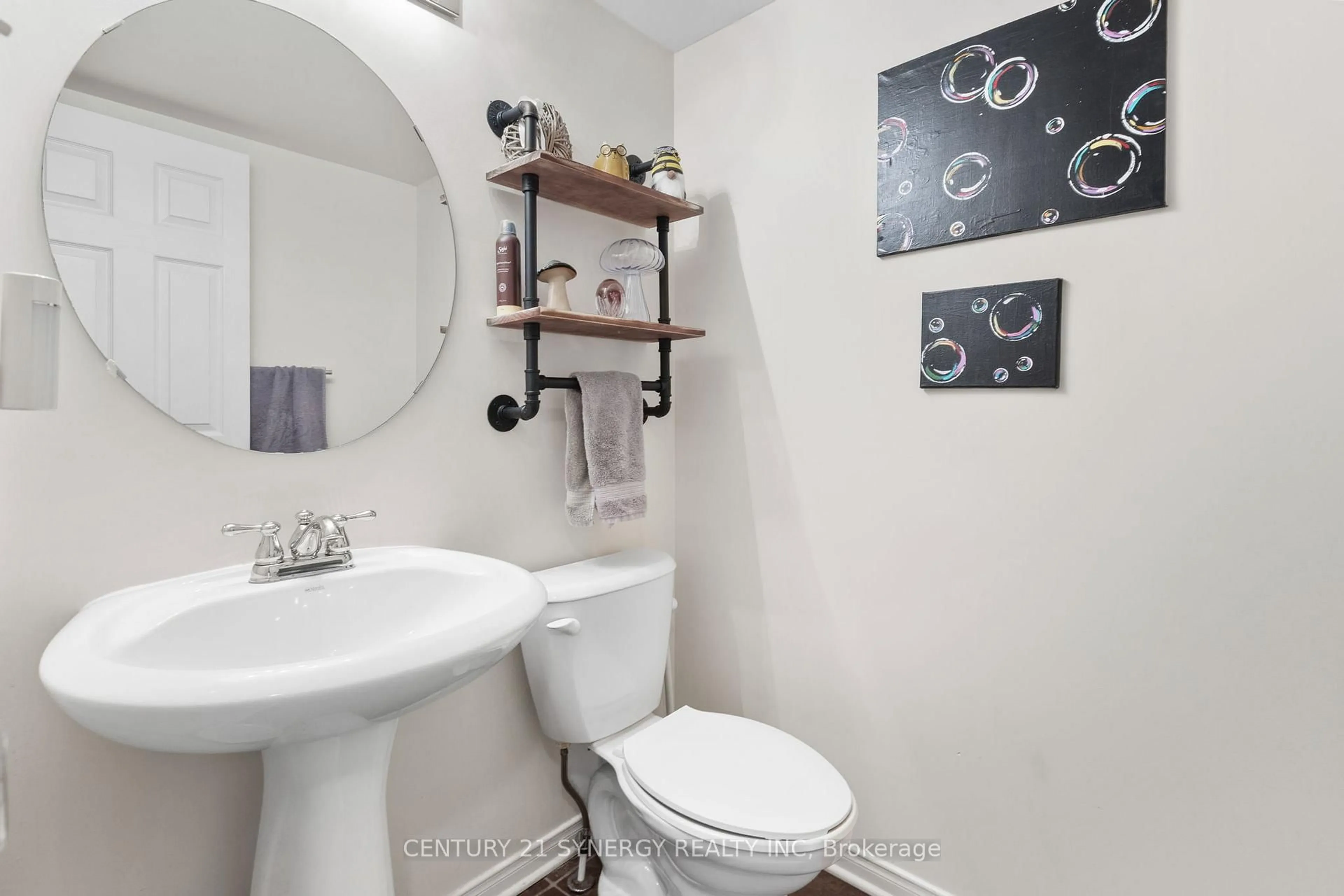 Standard bathroom, ceramic/tile floor for 220 Lamplighters Dr, Ottawa Ontario K2J 0K7