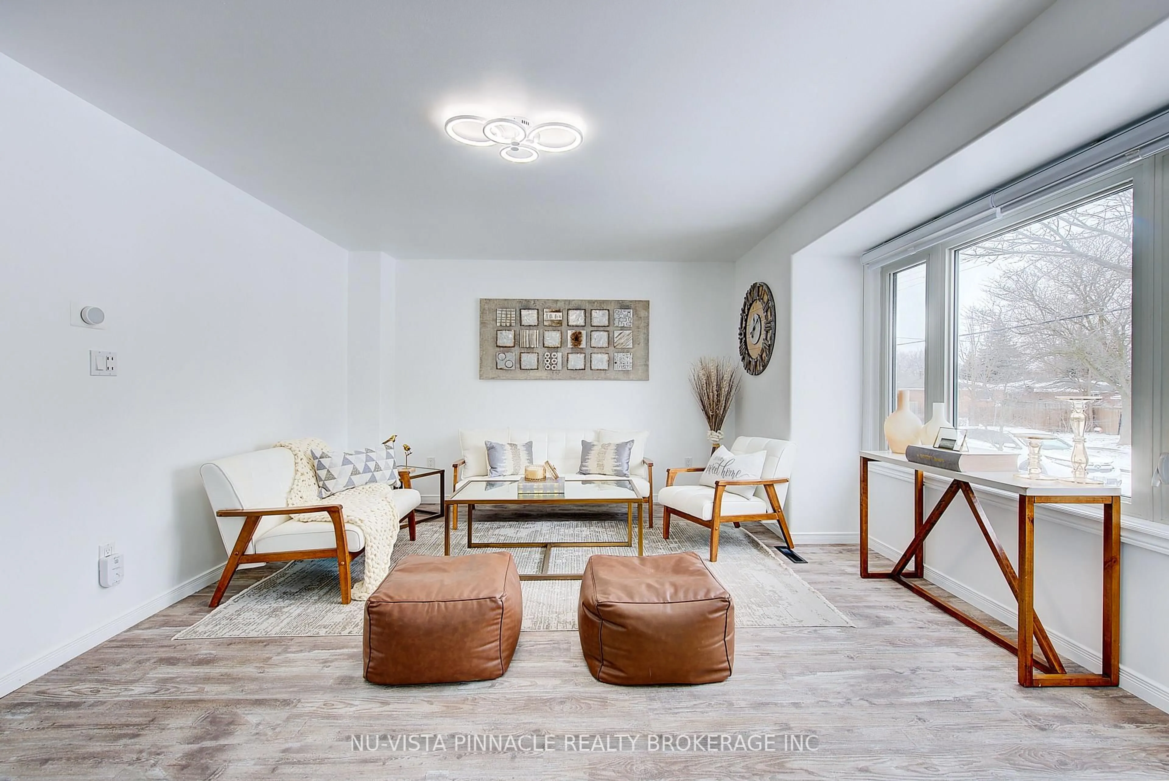 Living room with furniture, unknown for 1243 Landor St, London East Ontario N5Y 3W2