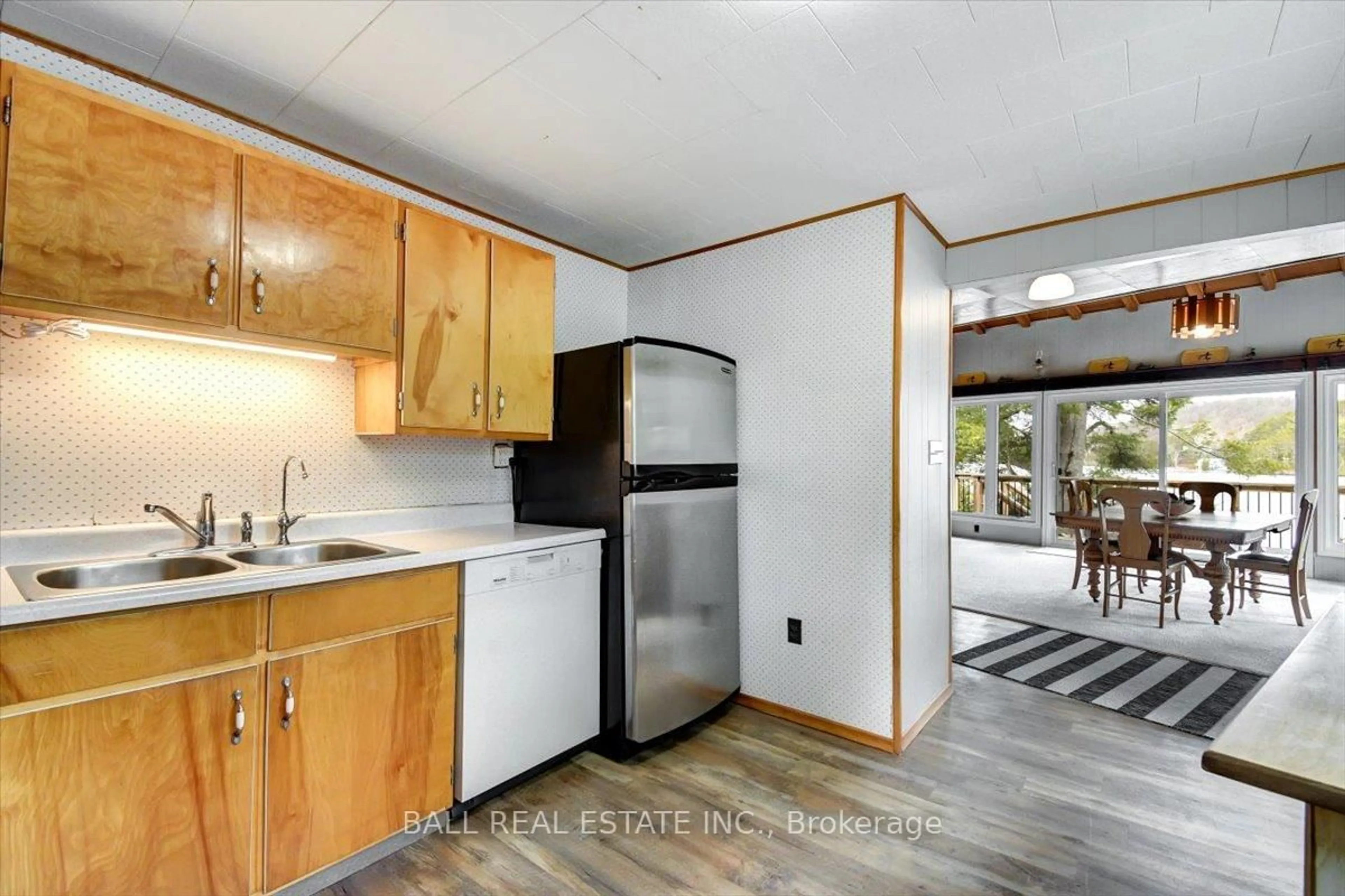 Standard kitchen, unknown for 27435 Highway 28, Bancroft Ontario K0L 1C0