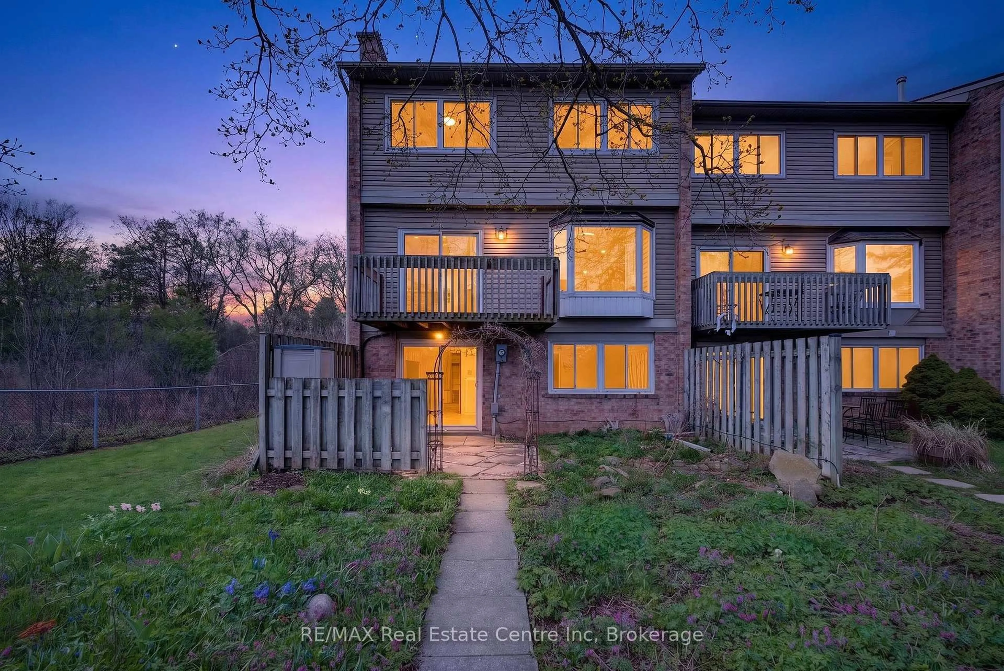 Home with brick exterior material, building for 173-295 Water St, Guelph Ontario N1G 2X5