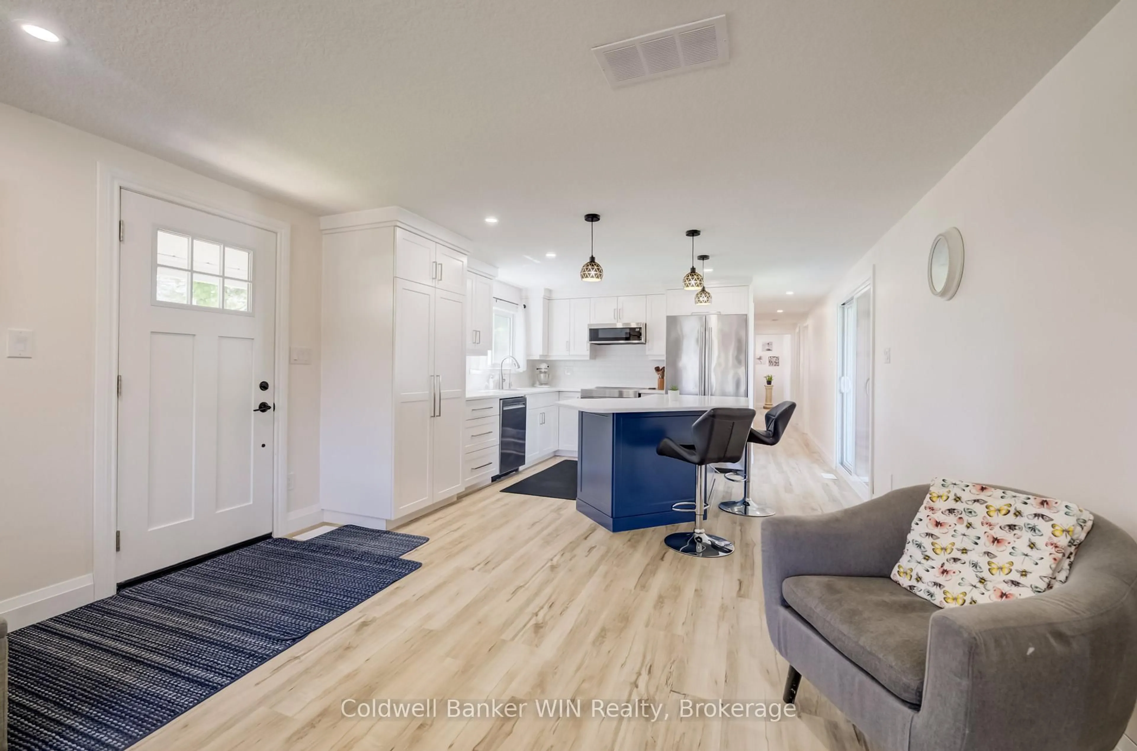 Open concept kitchen, unknown for 58 2nd Ave, Wellington North Ontario N0G 2K0