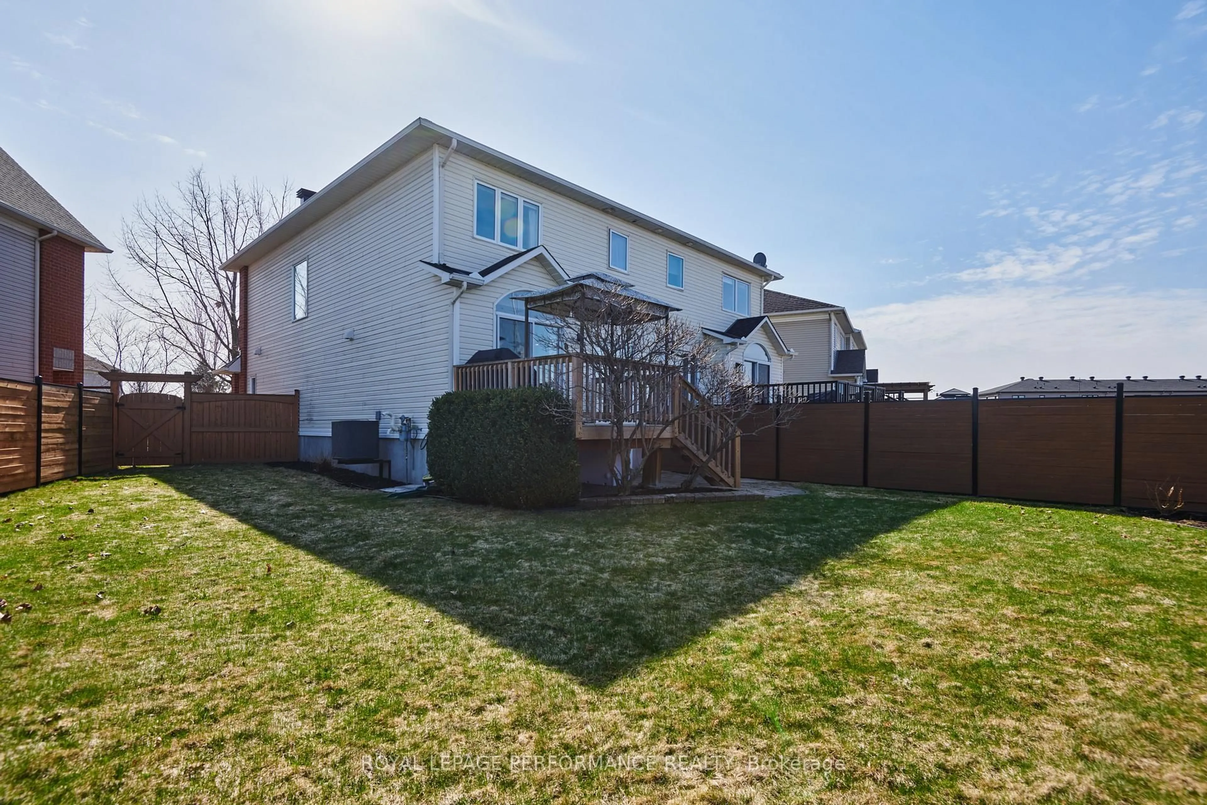 Unknown for 2104 Liska St, Ottawa Ontario K4A 4J6