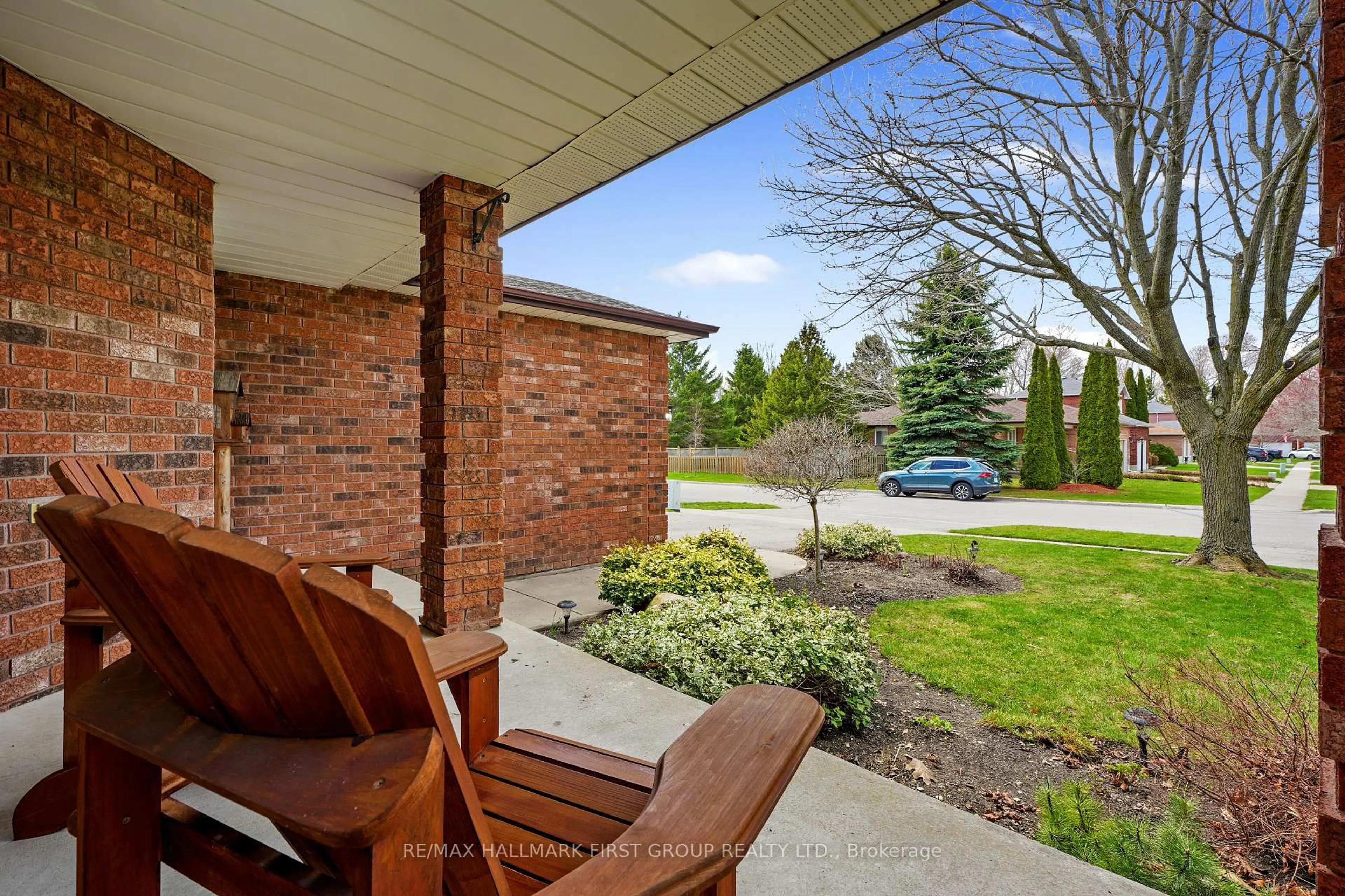 Patio, street for 130 East House Cres, Cobourg Ontario K9A 5K5