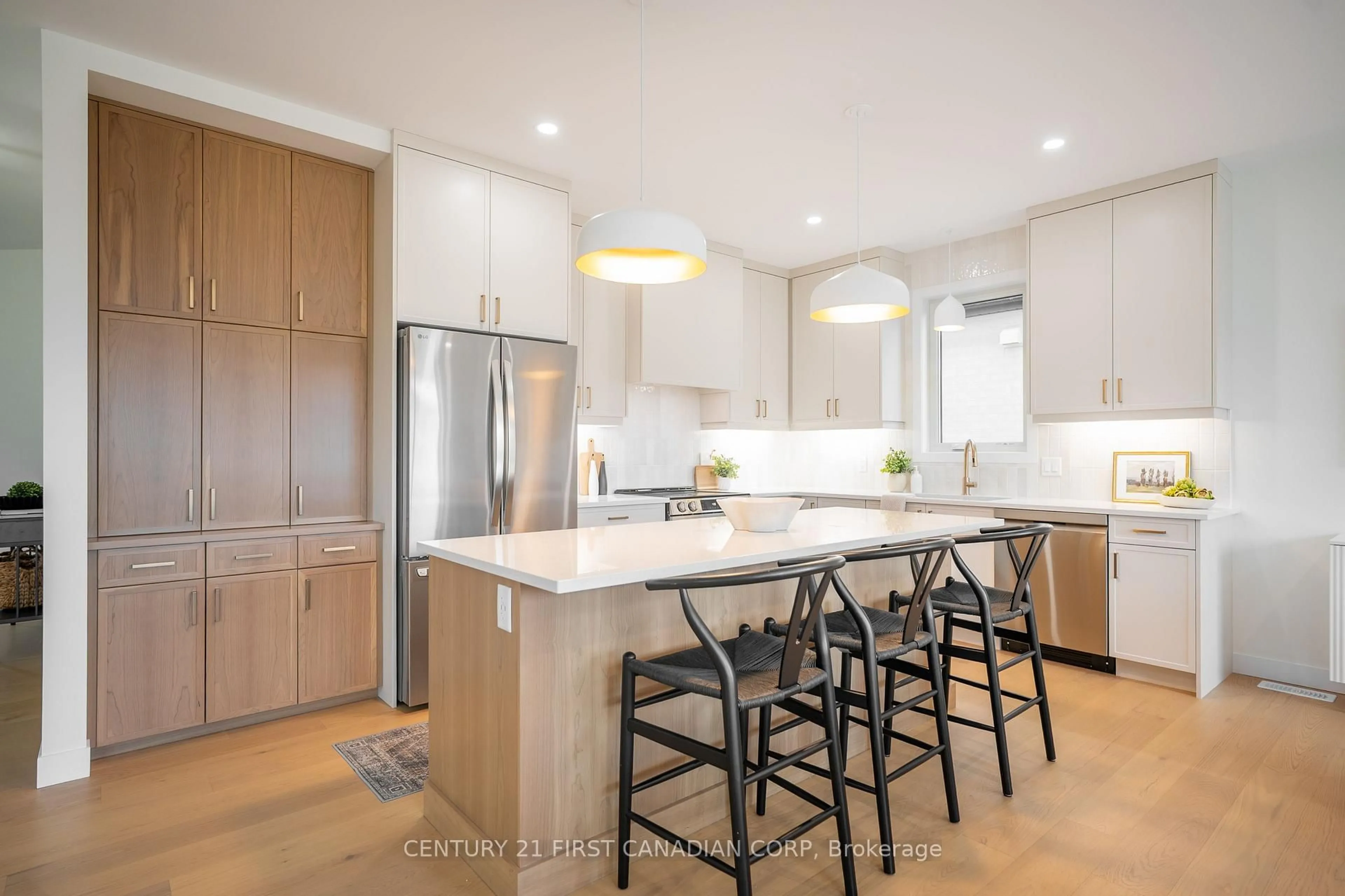 Contemporary kitchen, unknown for 1378 Shields Pl, London North Ontario N6G 0Z8