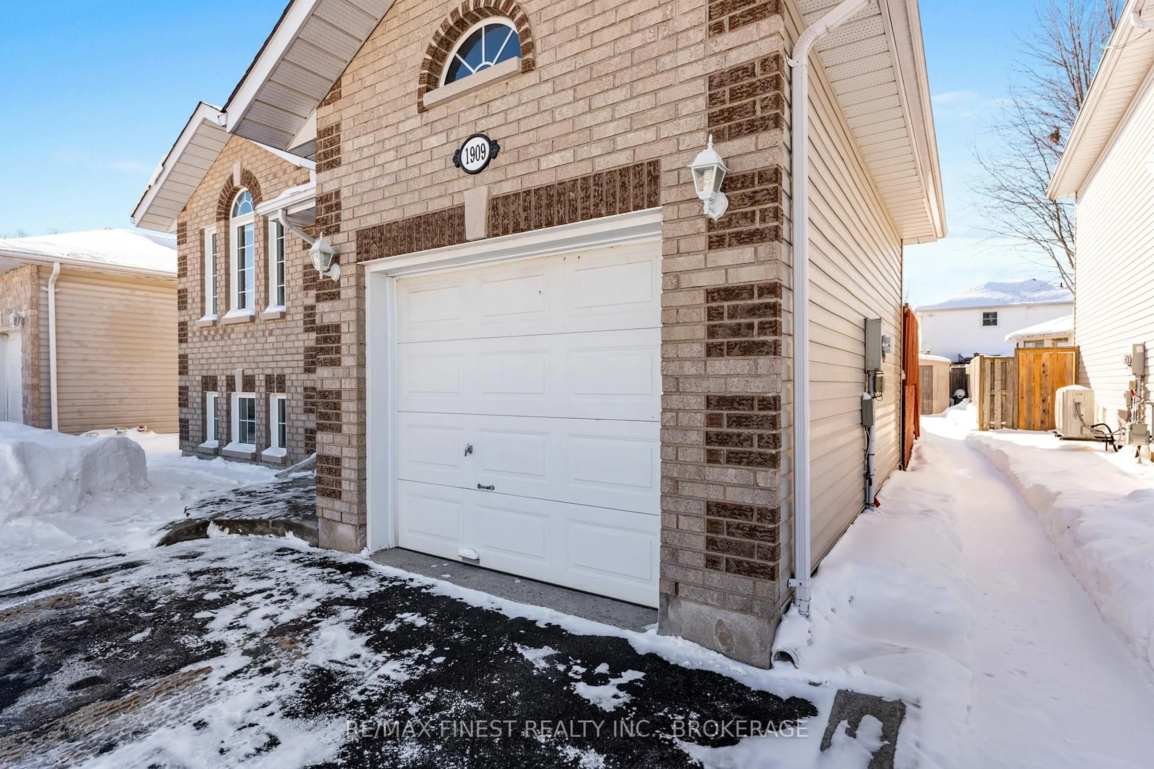 Home with brick exterior material, street for 1909 Spindlewood St, Kingston Ontario K7P 3G5