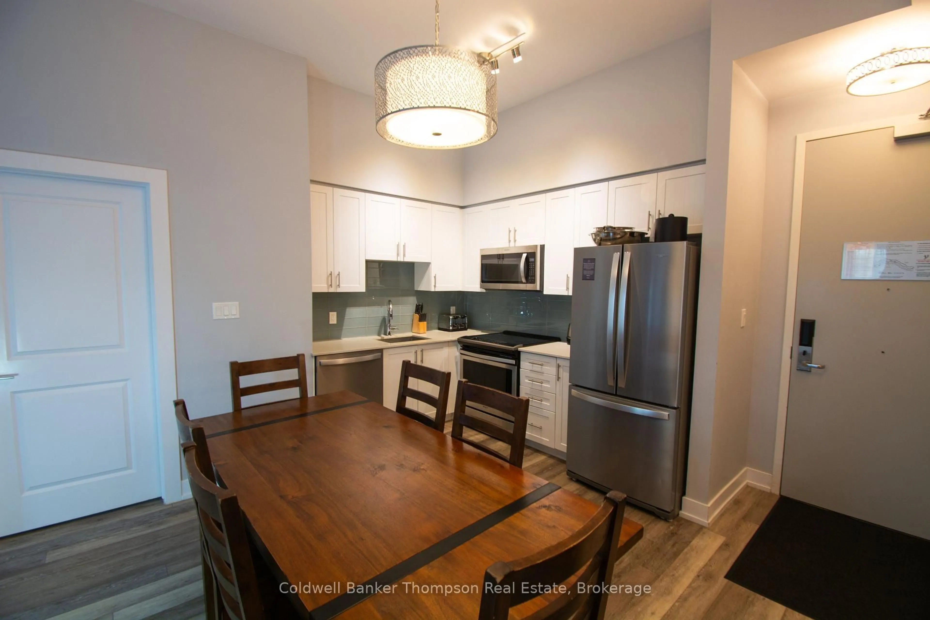 Standard kitchen, unknown for 25 Pen Lake Point Rd #003, Huntsville Ontario P1H 1A9