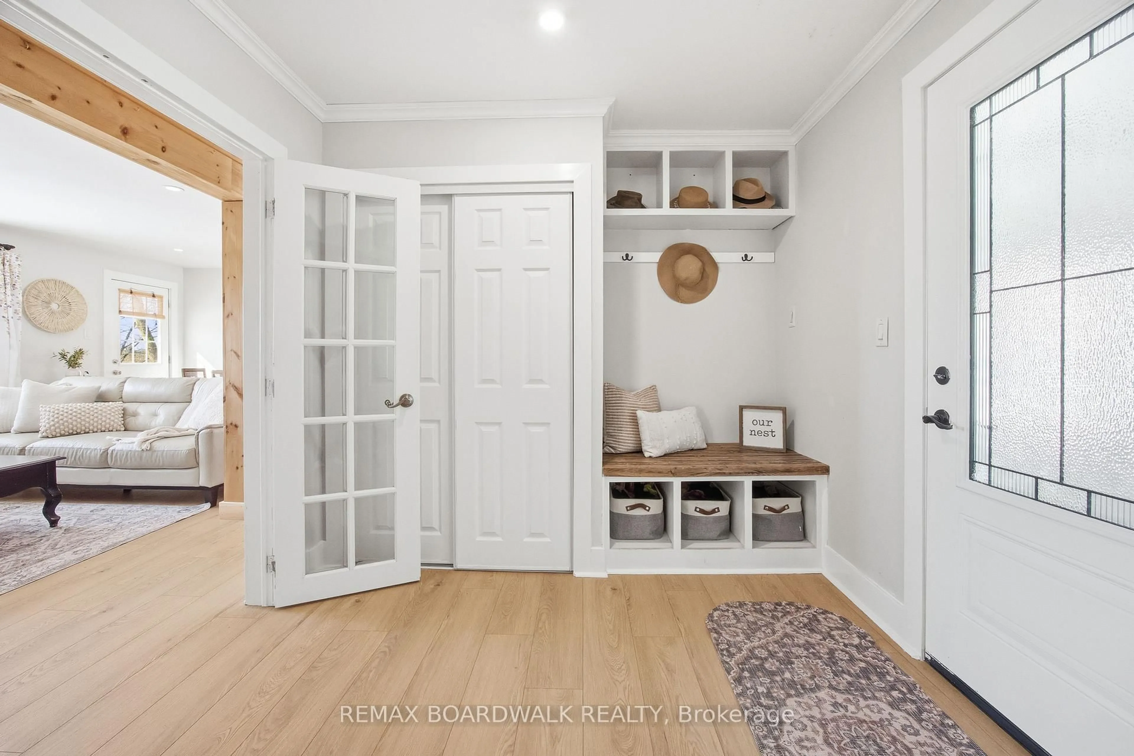 Indoor entryway for 256 Mitcheson St, Almonte Ontario K0A 1A0