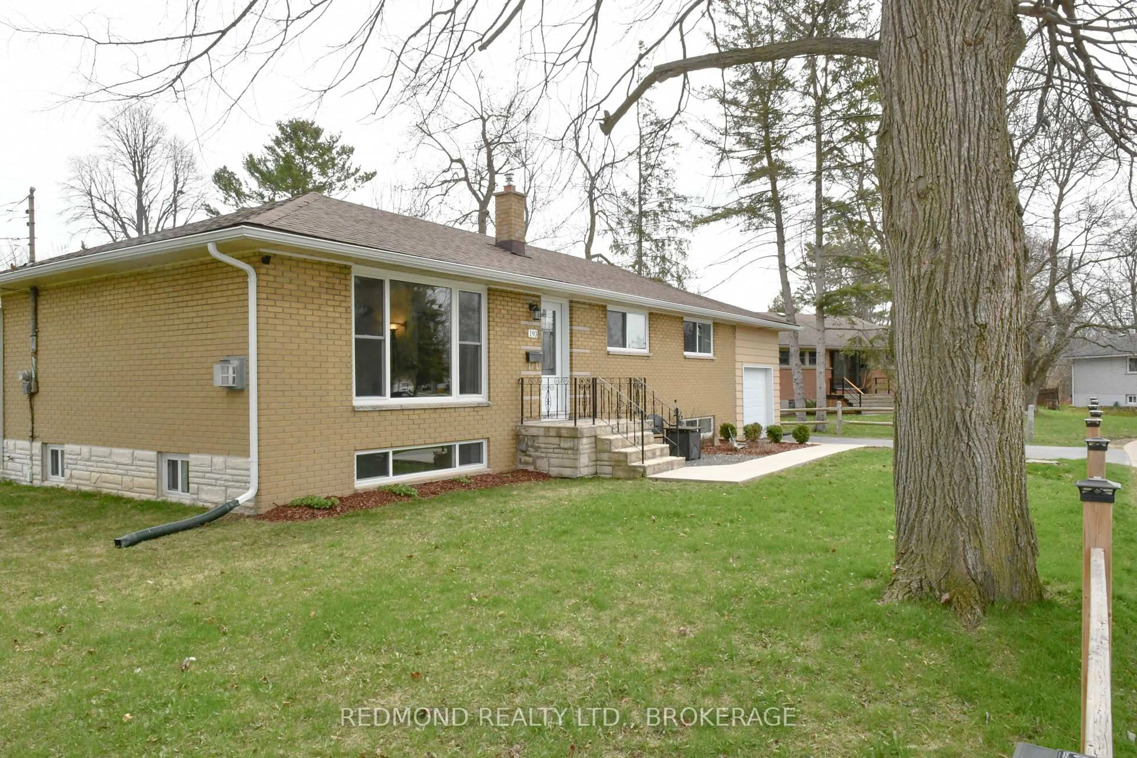 Unknown for 193 Elizabeth Dr, Gananoque Ontario K7G 1P6