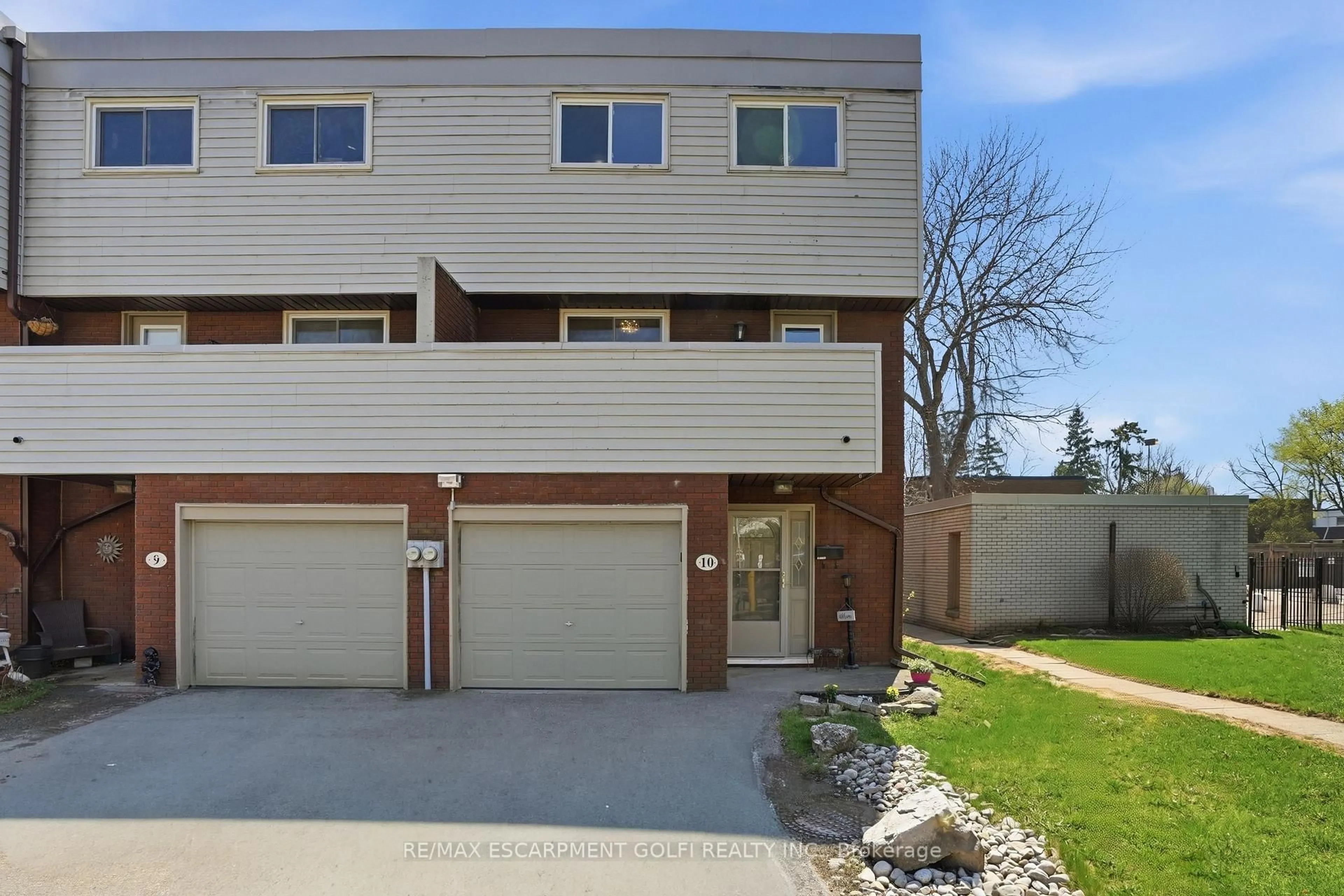 Unknown for 23 Watsons Lane #10, Hamilton Ontario L9H 5G8