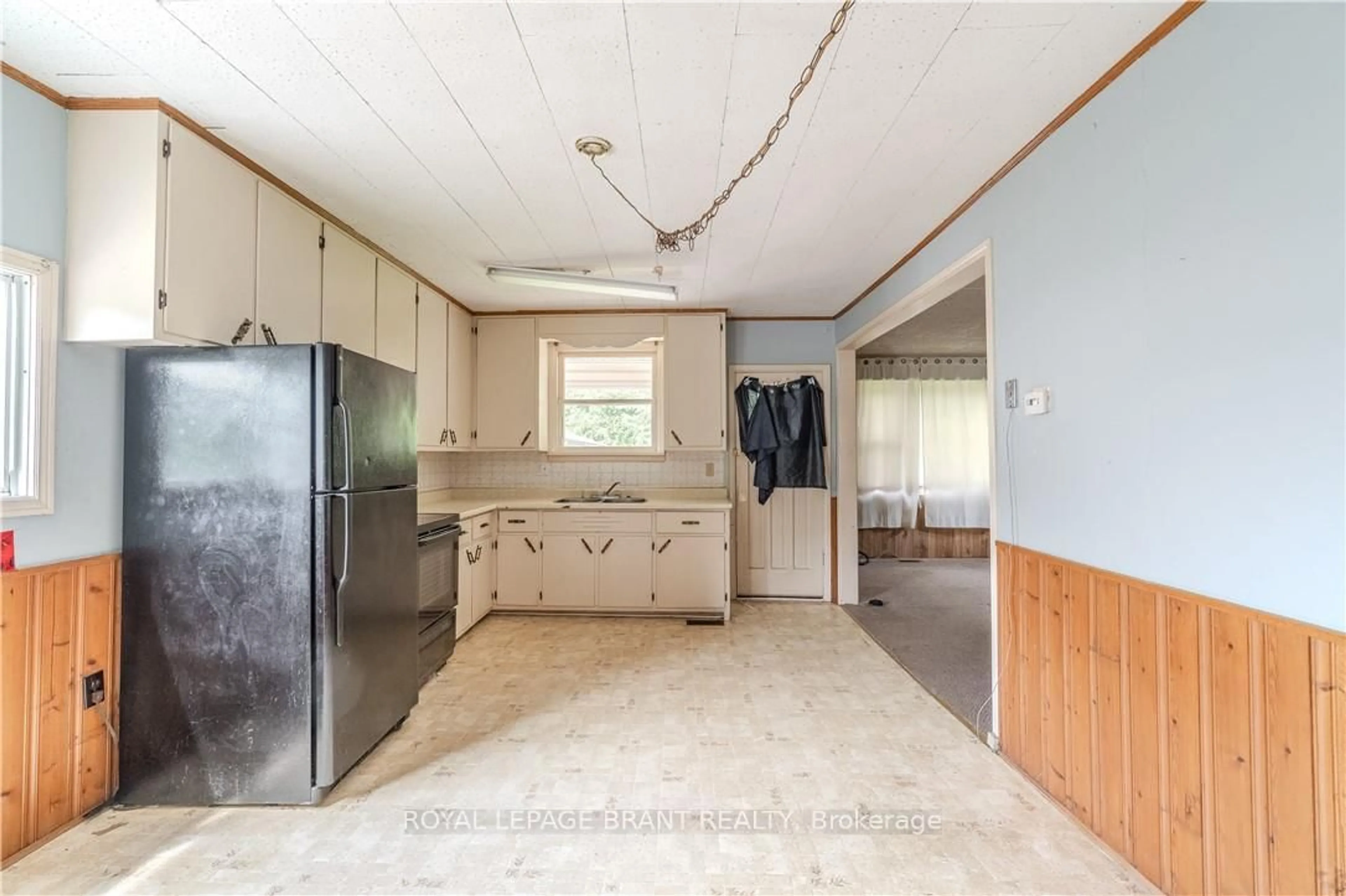 Unknown for 978 Norfolk St, Norfolk Ontario N3Y 3R8