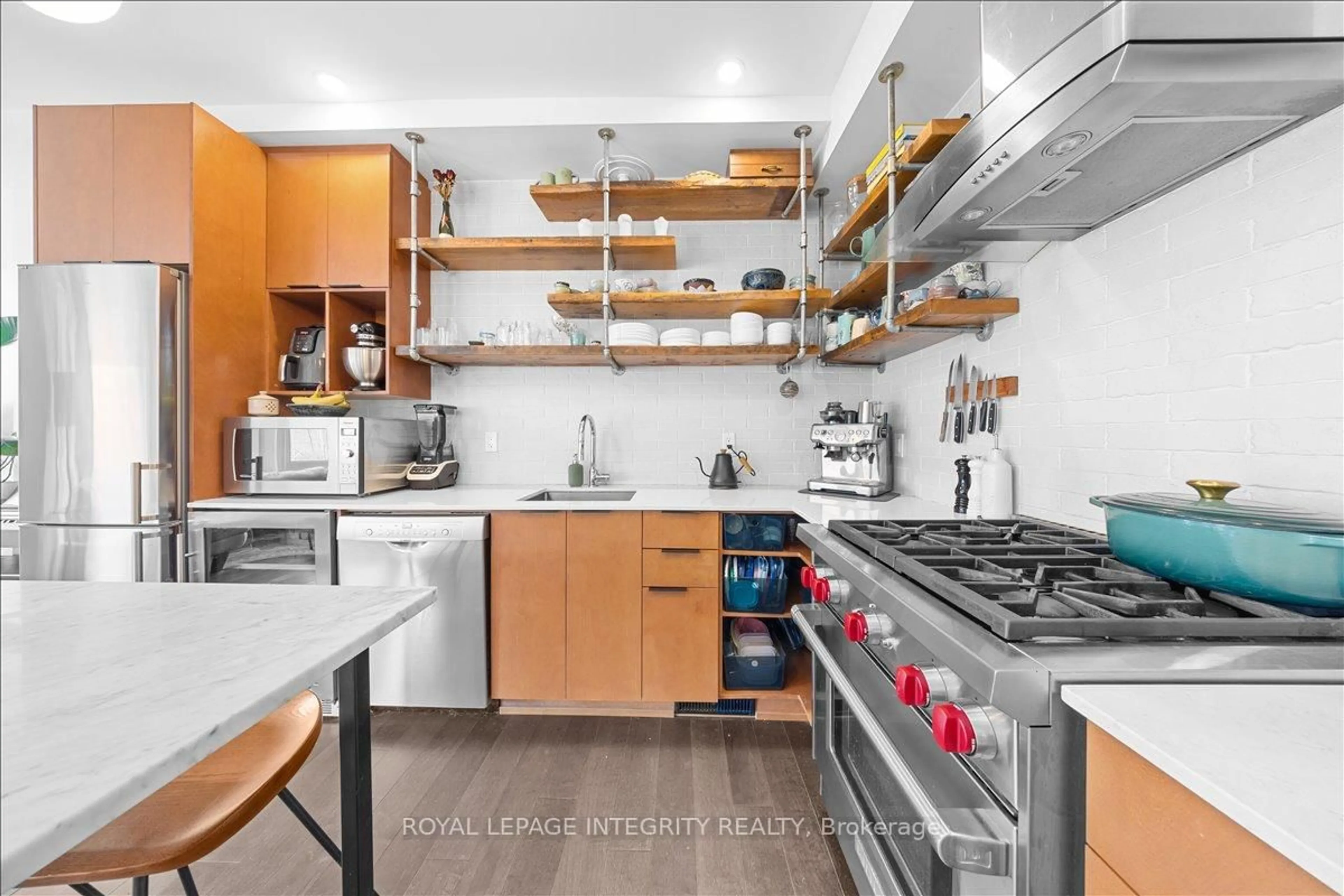 Unknown for 150 Greenfield Ave #204, Ottawa Ontario K1S 0X8