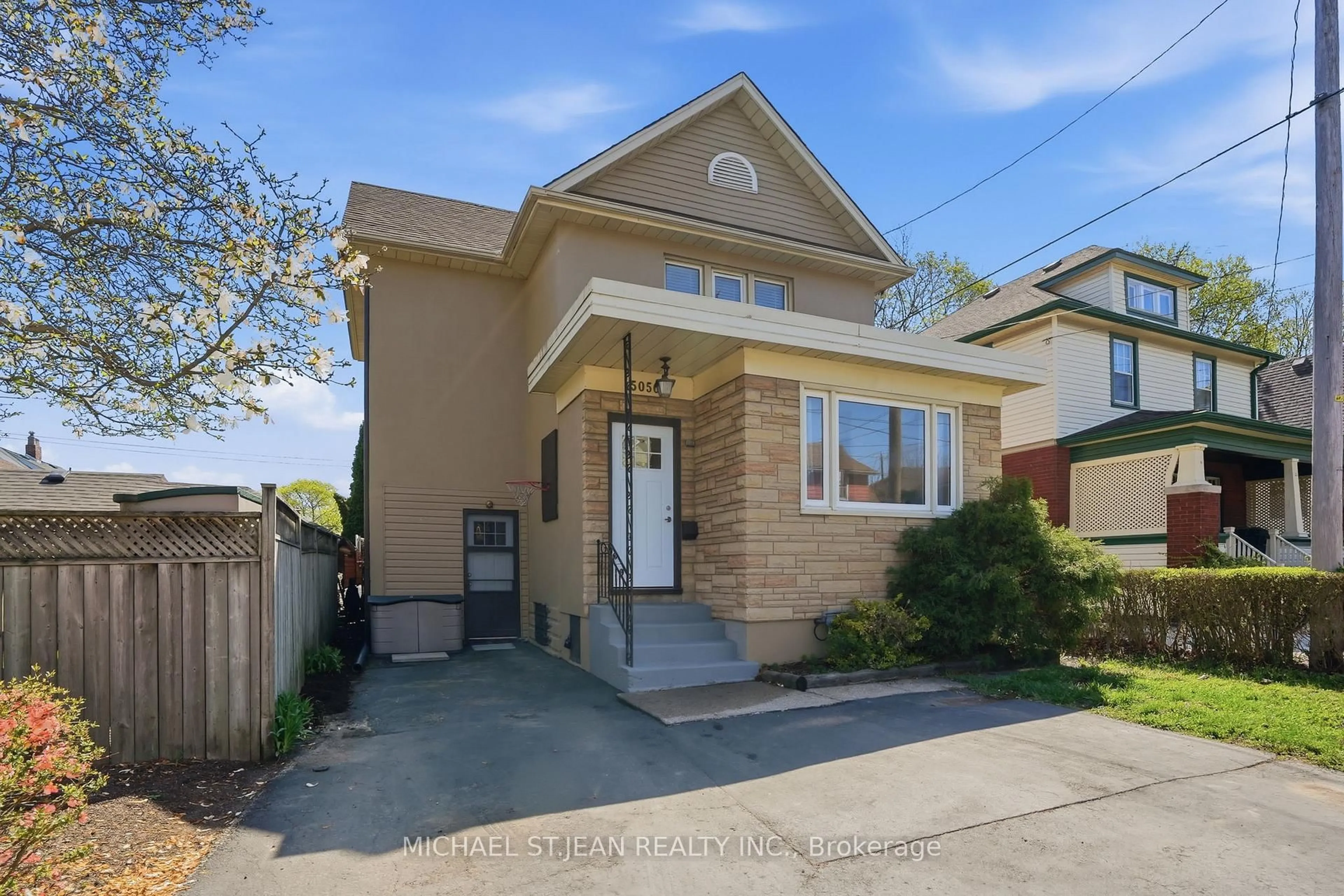 Home with brick exterior material, street for 5056 Fourth Ave, Niagara Falls Ontario L2E 4P6