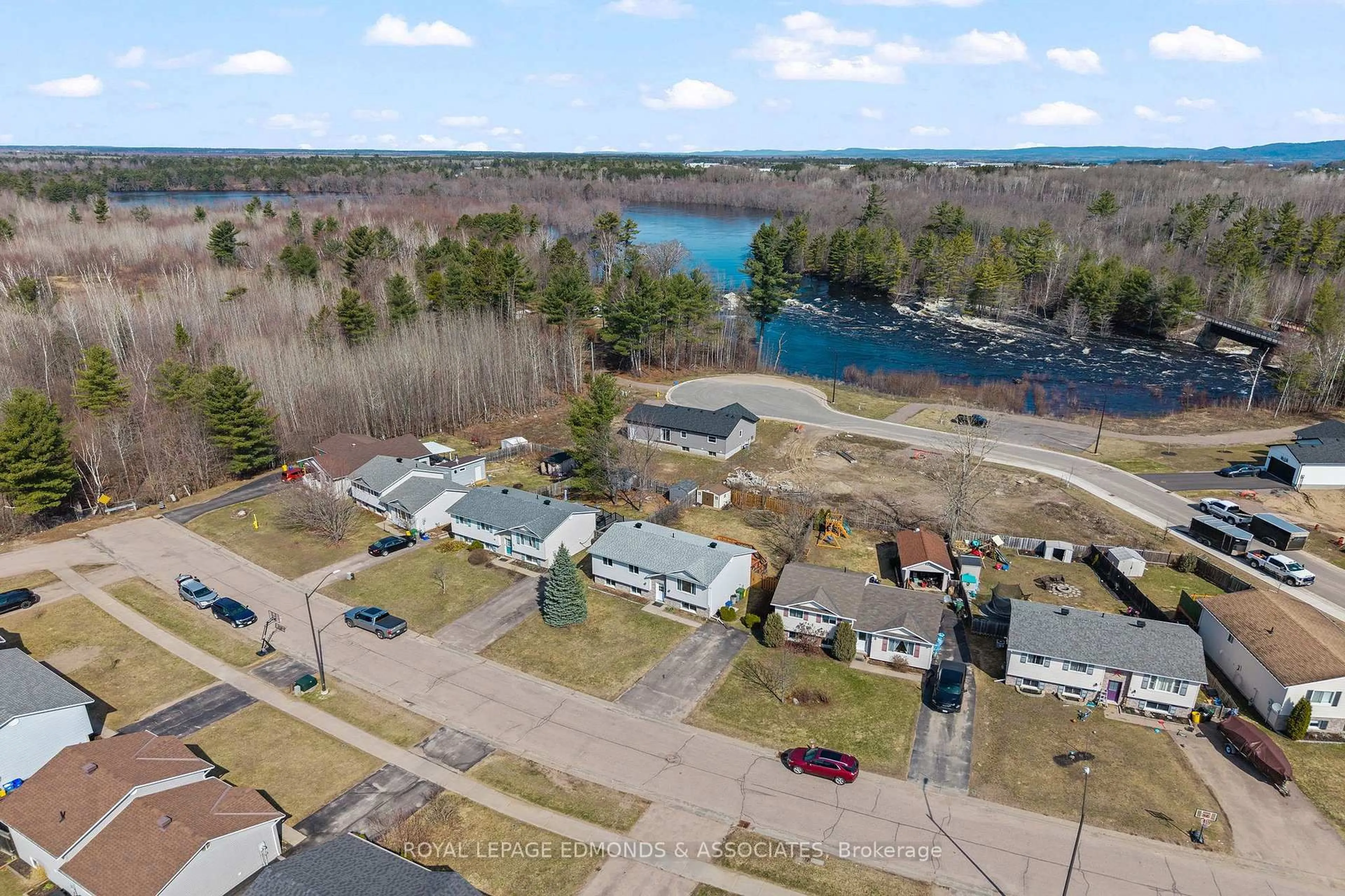 A pic from outside/outdoor area/front of a property/back of a property/a pic from drone, water/lake/river/ocean view for 8 Gerald Ave, Petawawa Ontario K8H 2Y3
