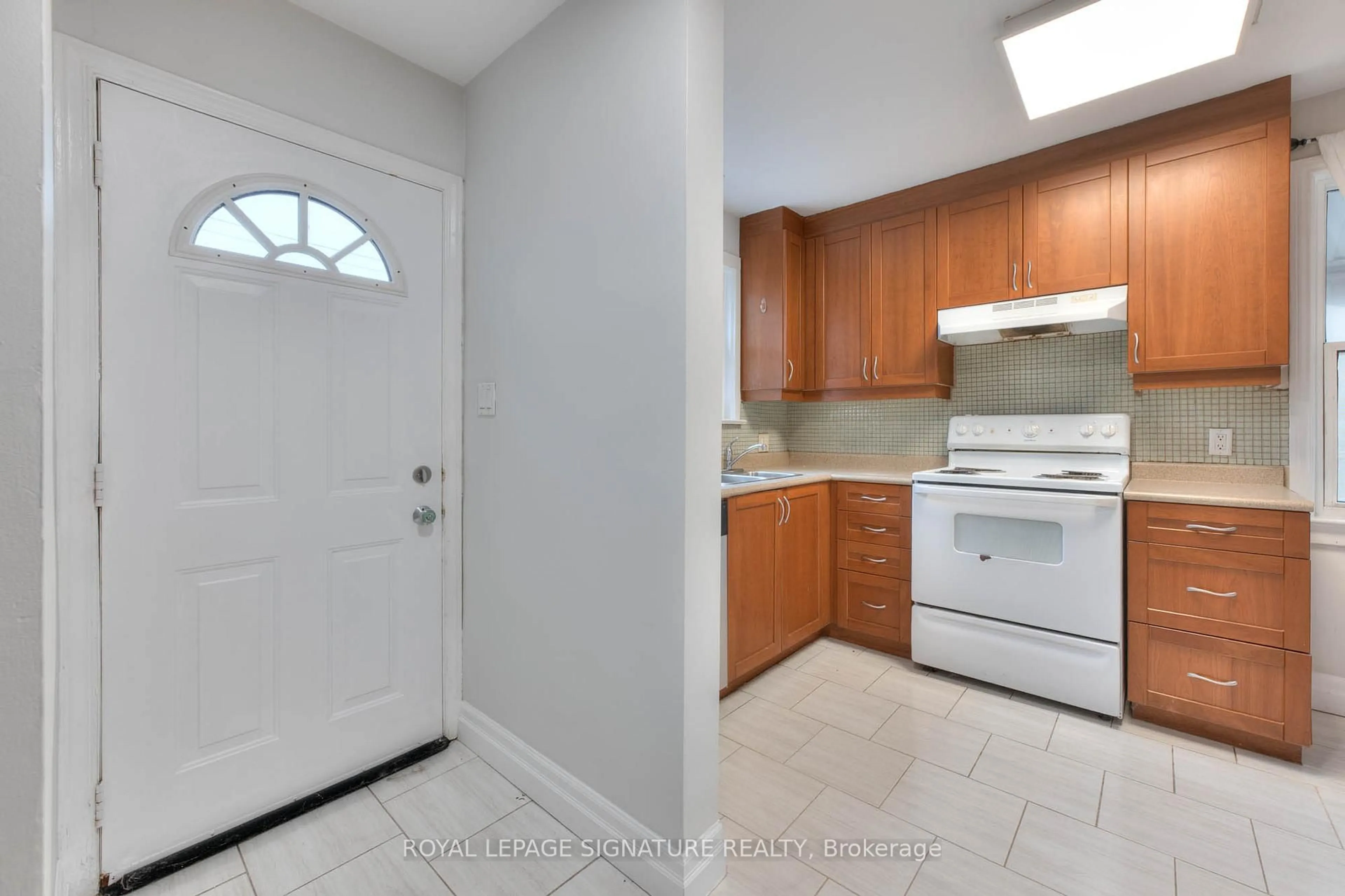 Unknown for 839 Stirling Ave, Kitchener Ontario N2M 3K4