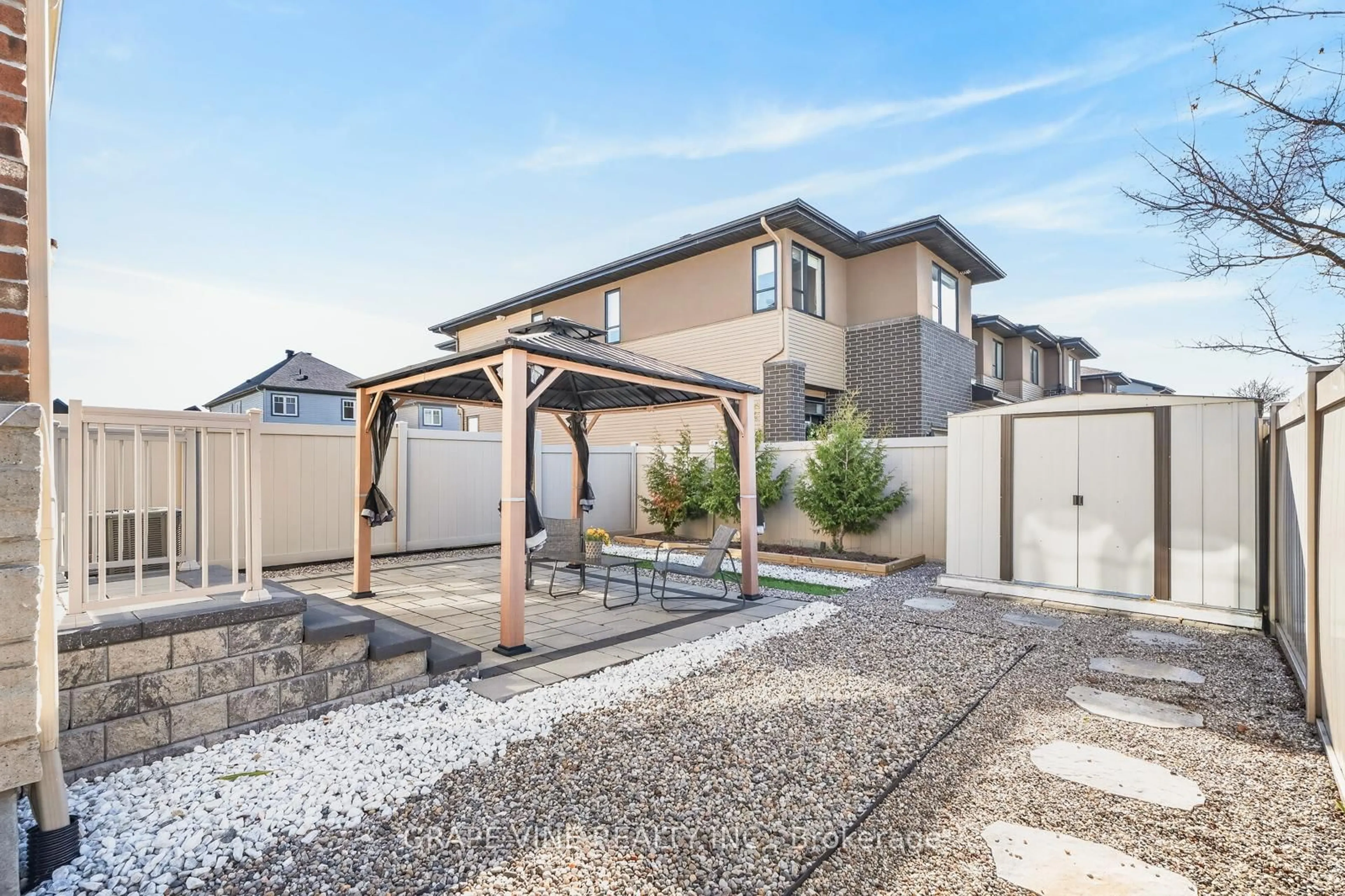 Unknown for 55 TAPADERO Ave, Ottawa Ontario K2S 1B6