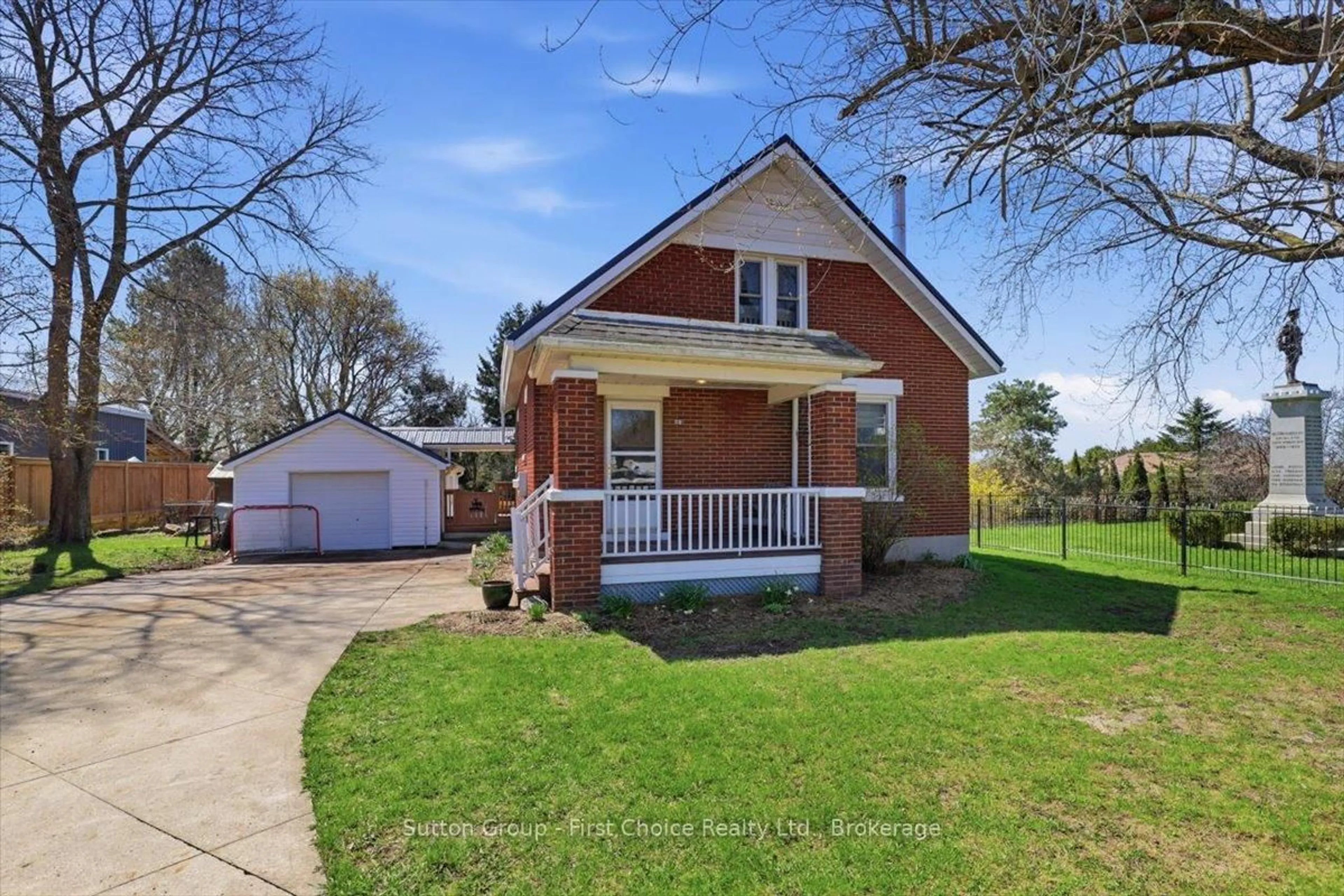 Home with brick exterior material, street for 1801 Perth Road 139 Rr 6 Rd, Perth South Ontario N4X 1C8