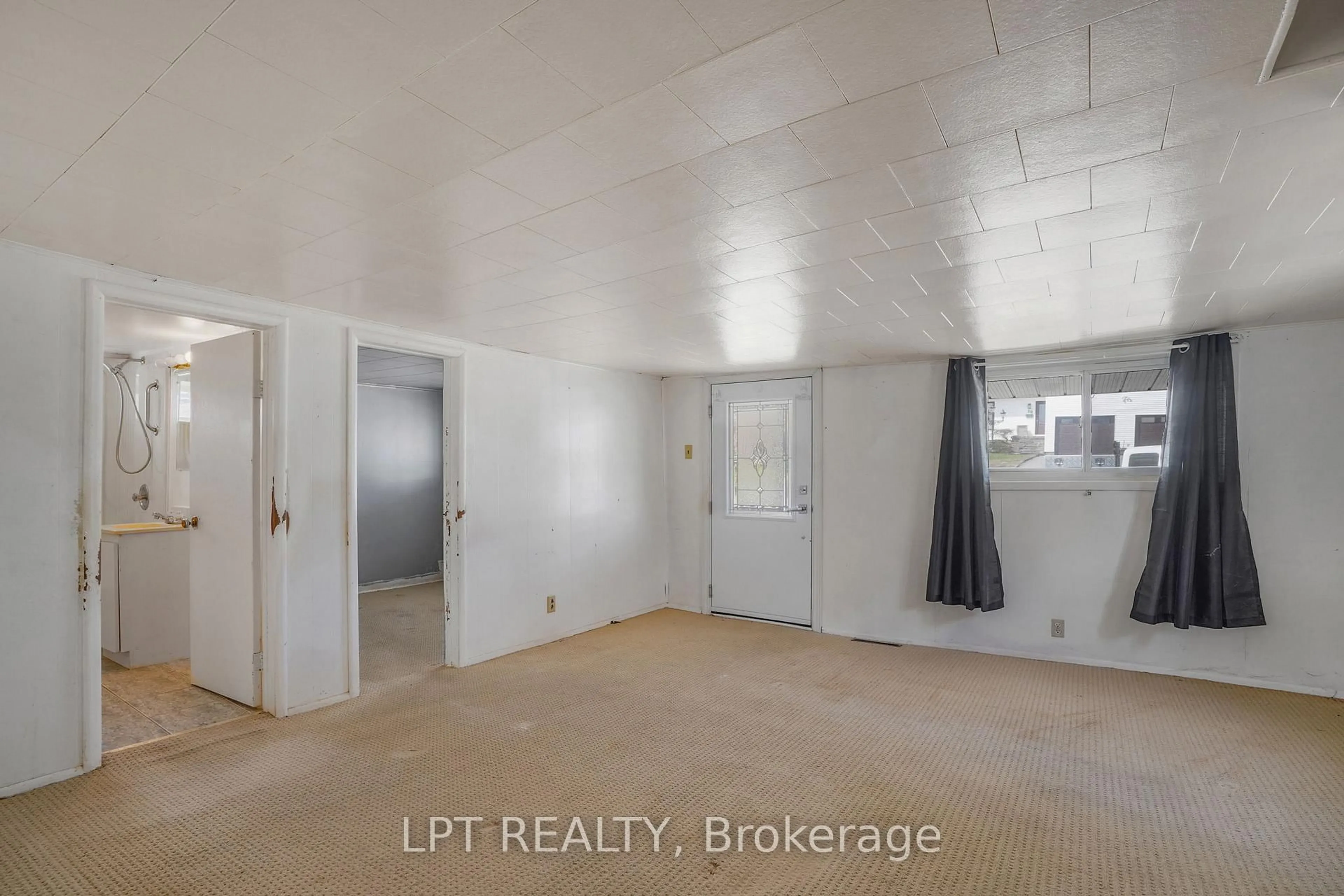 A pic of a room for 47 Bertha St, Champlain Ontario K0B 1R0