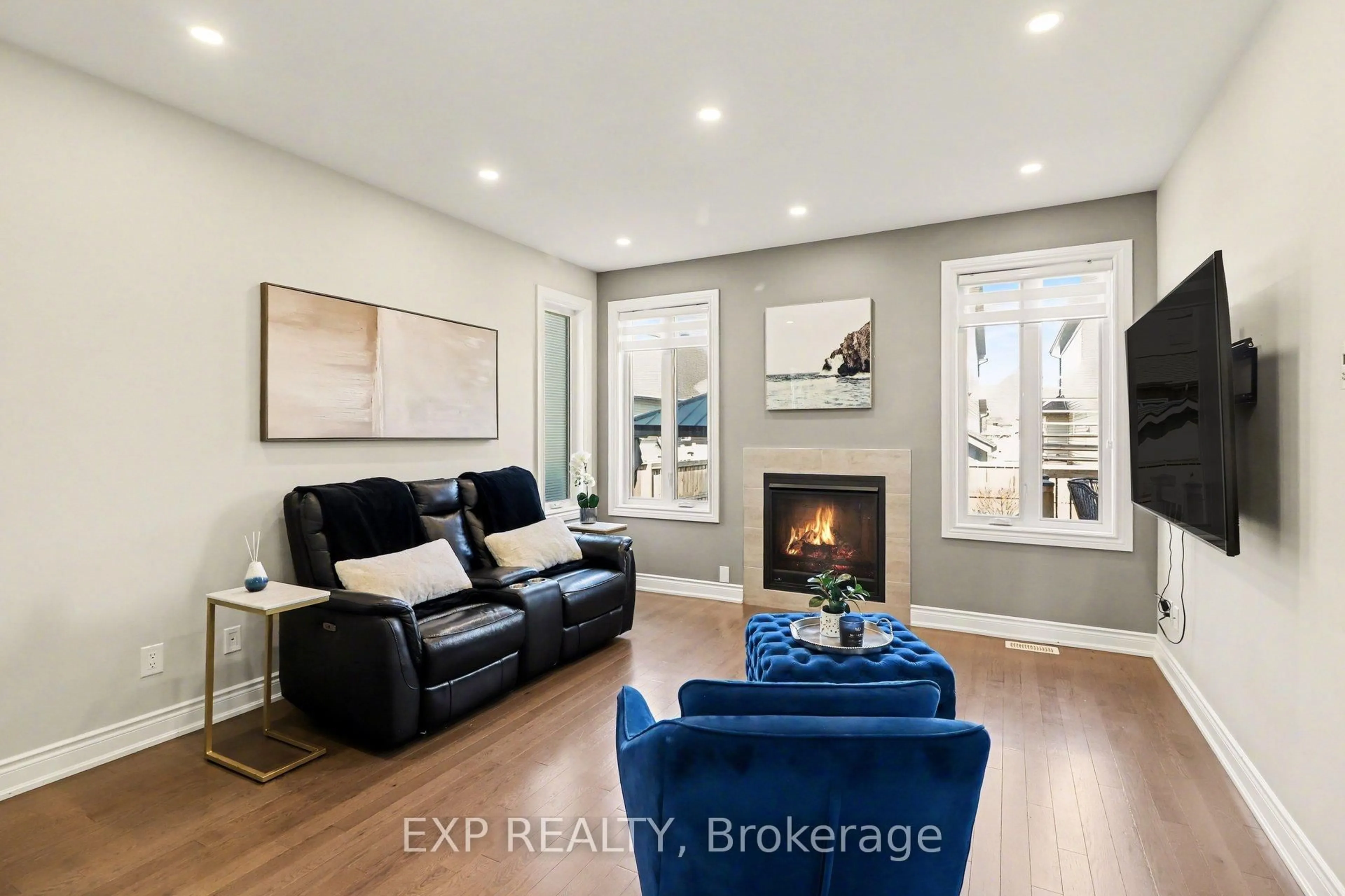 Living room with furniture, unknown for 860 Oat Straw Way, Ottawa Ontario K1T 0M2