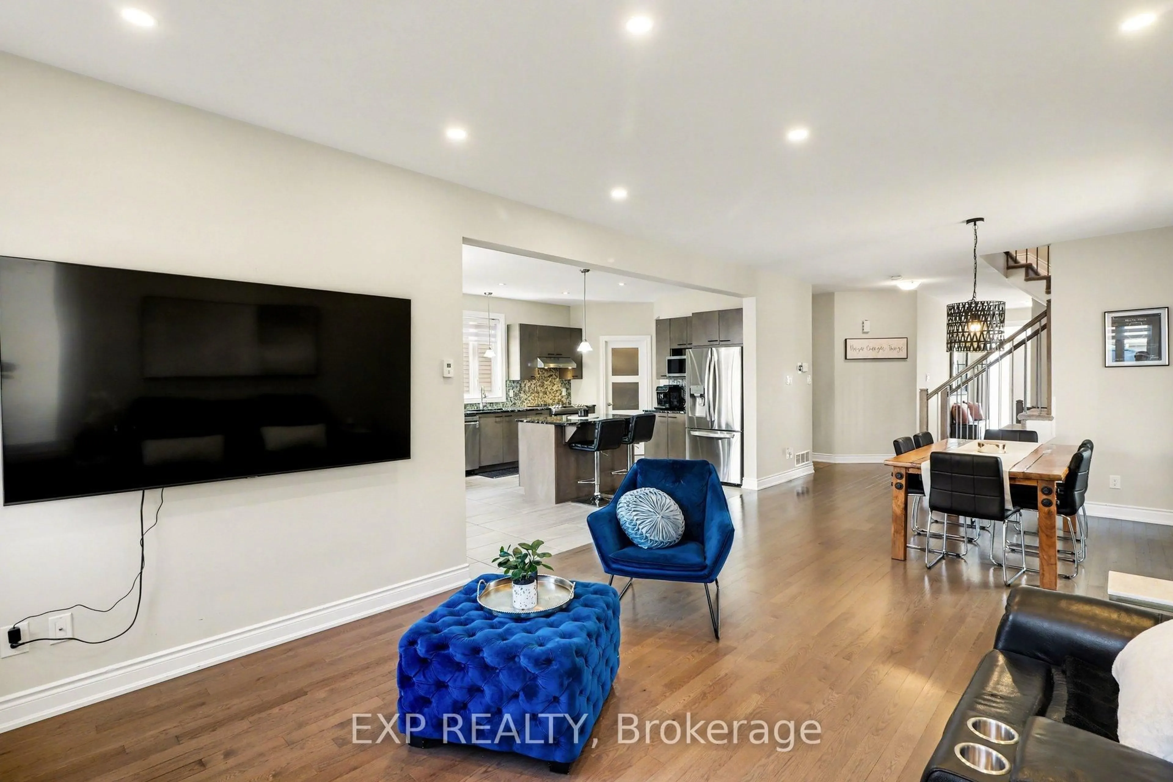 Open concept kitchen, ceramic/tile floor for 860 Oat Straw Way, Ottawa Ontario K1T 0M2