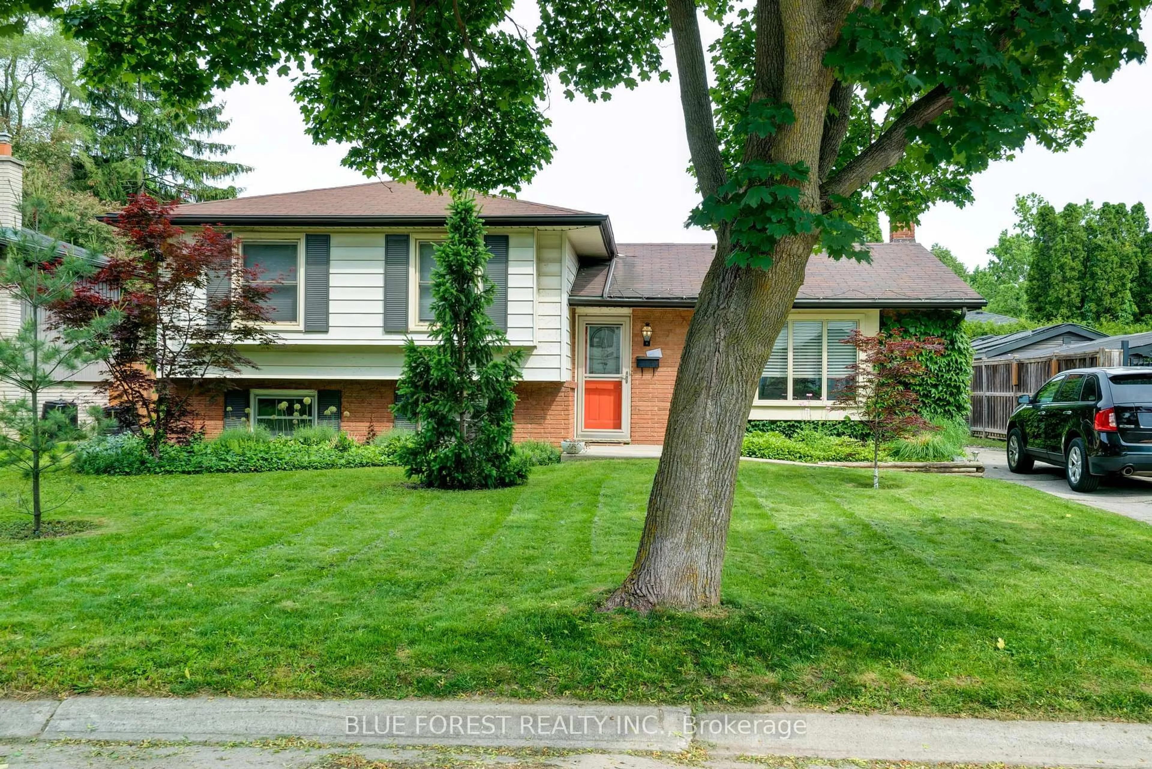 Home with brick exterior material, street for 62 GLENBURNIE Cres, London North Ontario N5X 2A3