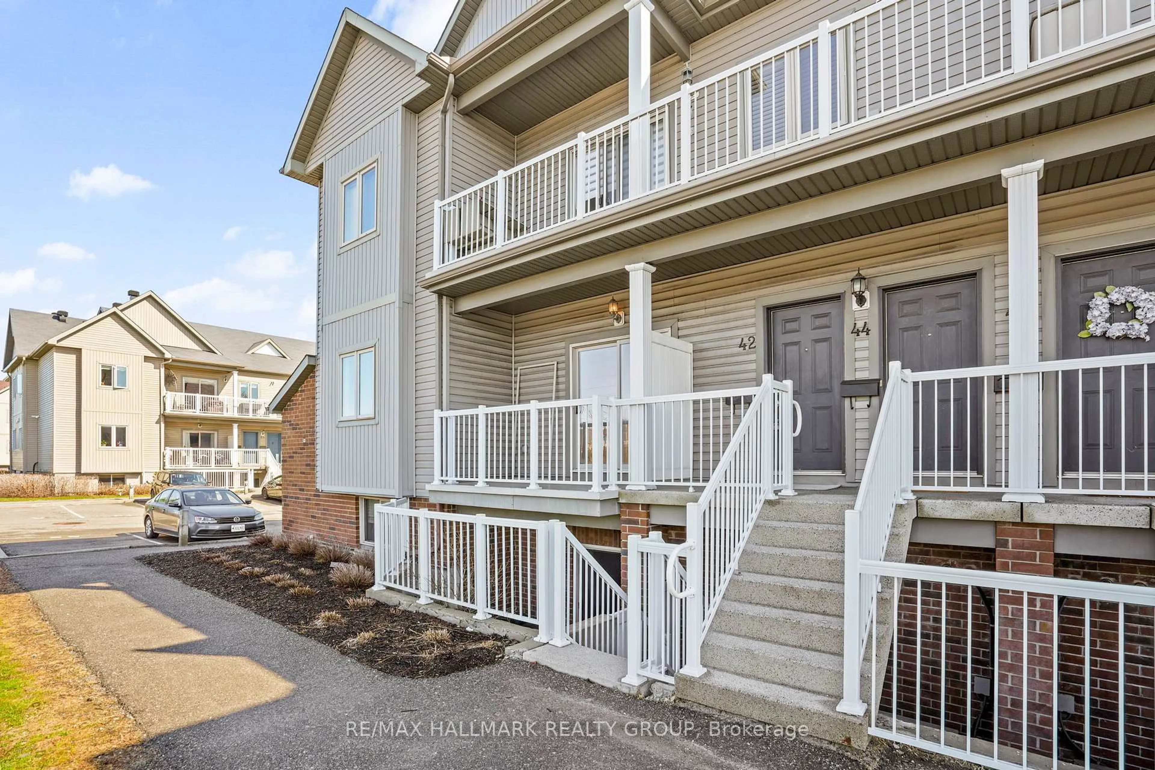 Patio, unknown for 42 Sternes Private, Orleans Ontario K4A 0X8