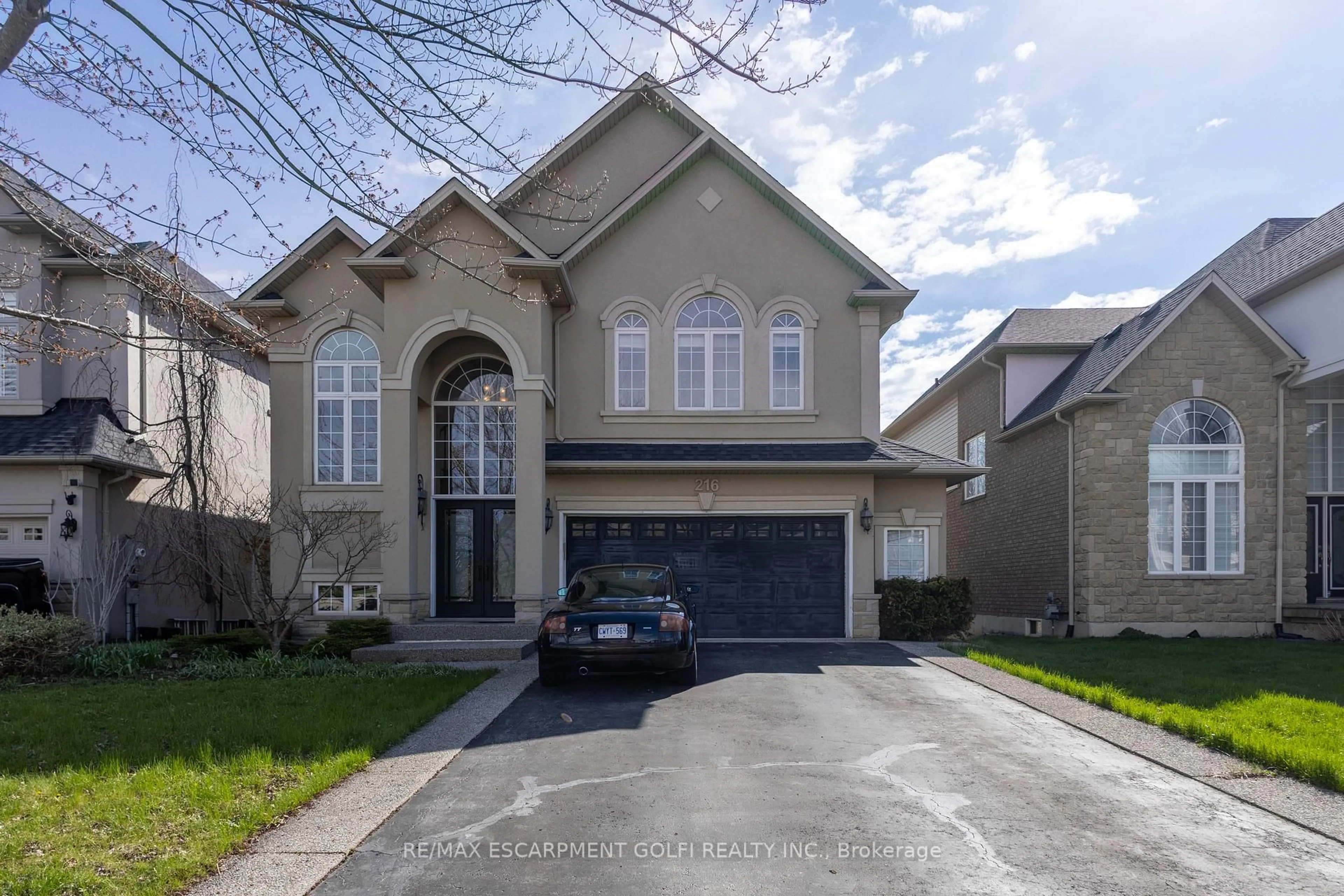 Unknown for 216 Diiorio Circ, Hamilton Ontario L9K 1T1