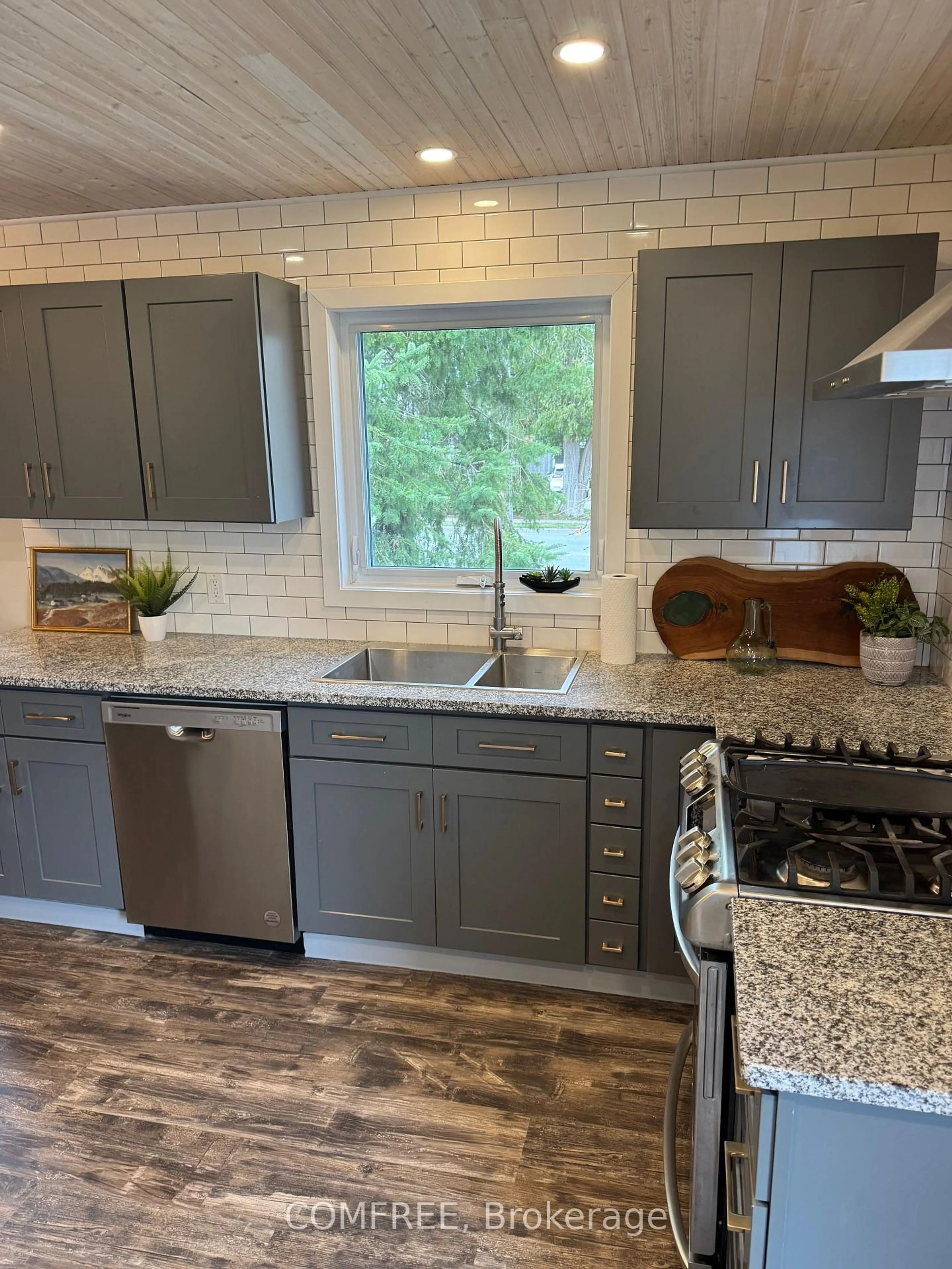 Open concept kitchen, ceramic/tile floor for 122 Ontario St, Port Hope Ontario L1A 2V4