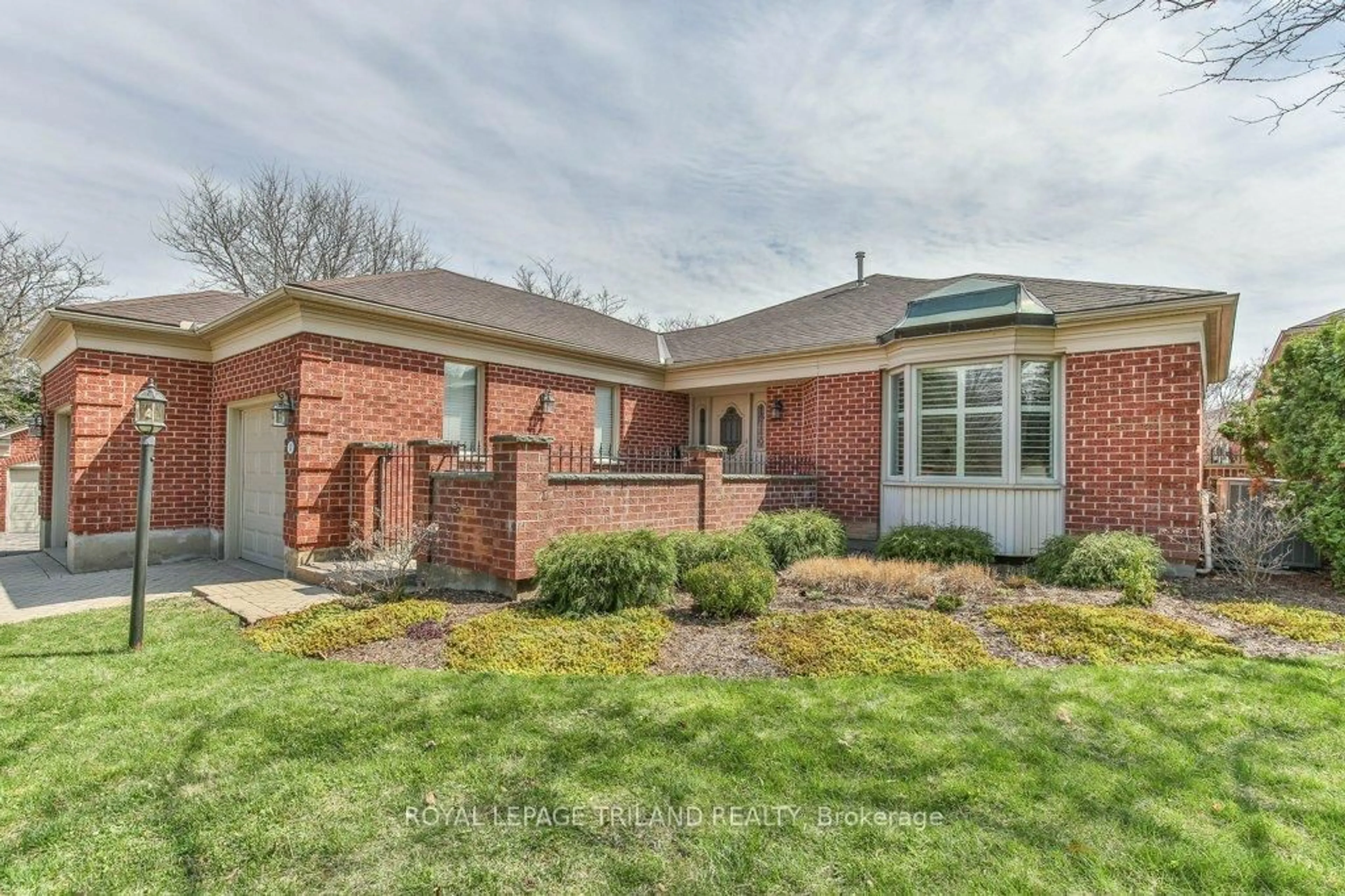 Home with brick exterior material, street for 60 ROSECLIFFE Cres #8, London South Ontario N6K 4E5