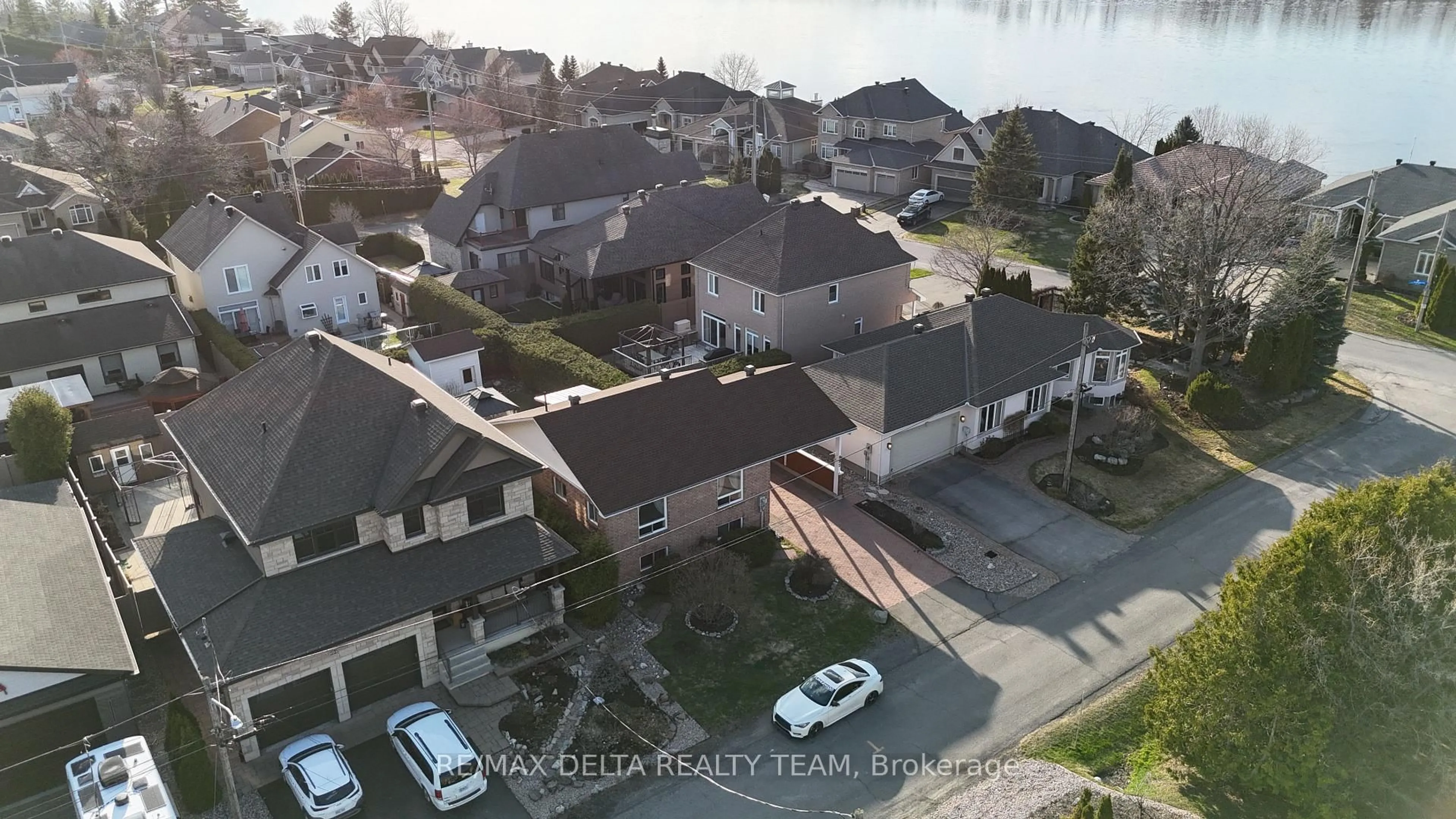 A pic from outside/outdoor area/front of a property/back of a property/a pic from drone, water/lake/river/ocean view for 892 Beauchamp Ave, Orleans Ontario K1C 3A7