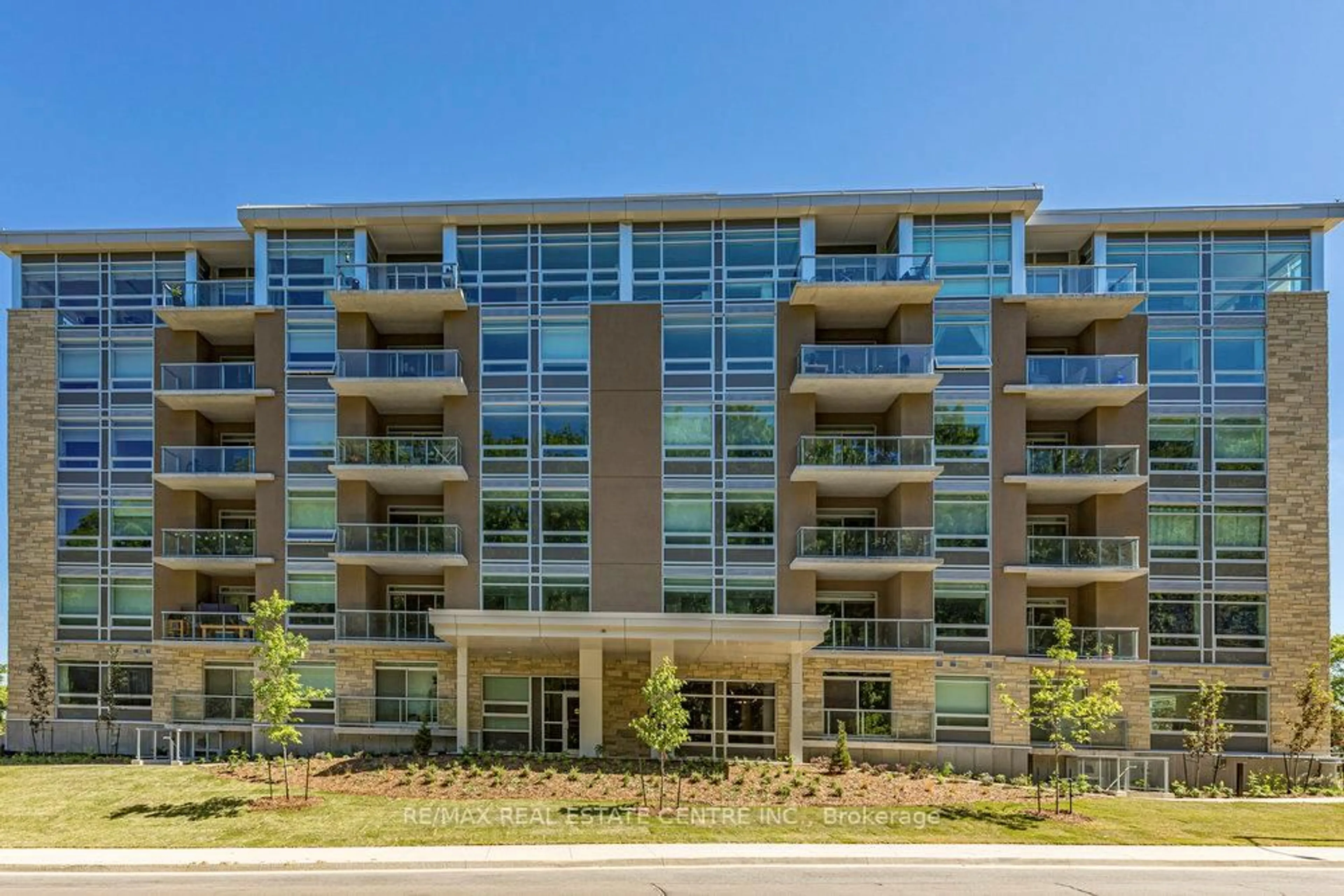 Unknown for 455 Charlton Ave #208, Hamilton Ontario L8N 0B2