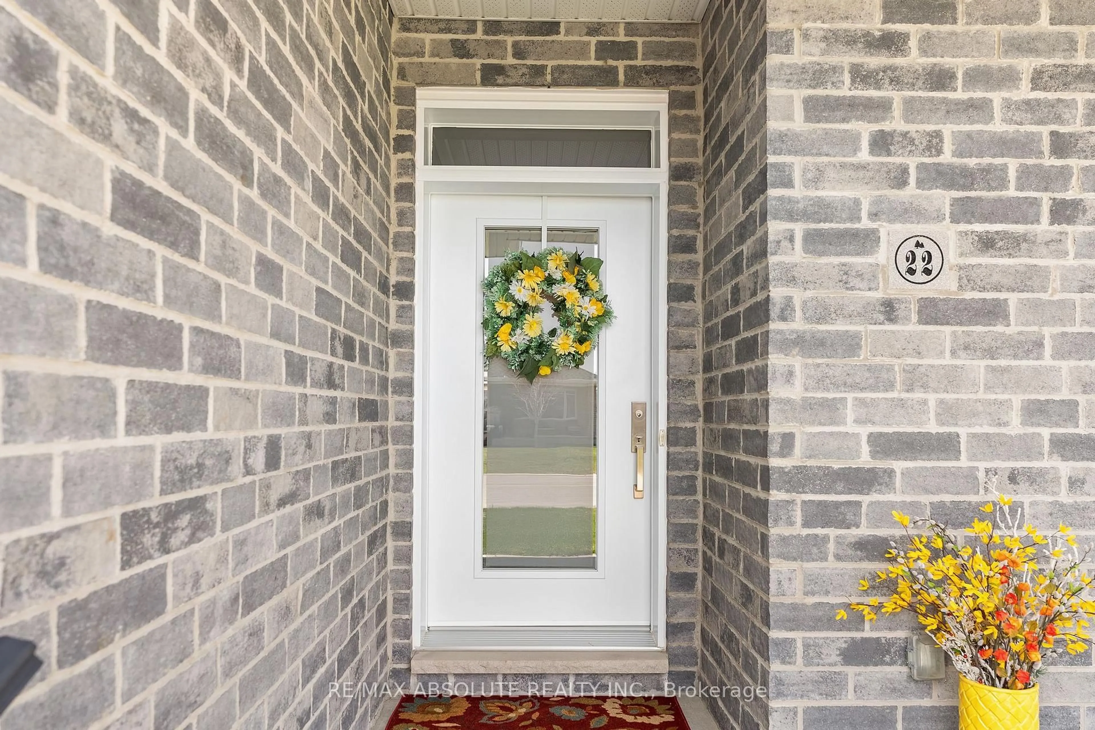 Indoor entryway for 22 Ernie Godin Way, Arnprior Ontario K7S 0J5