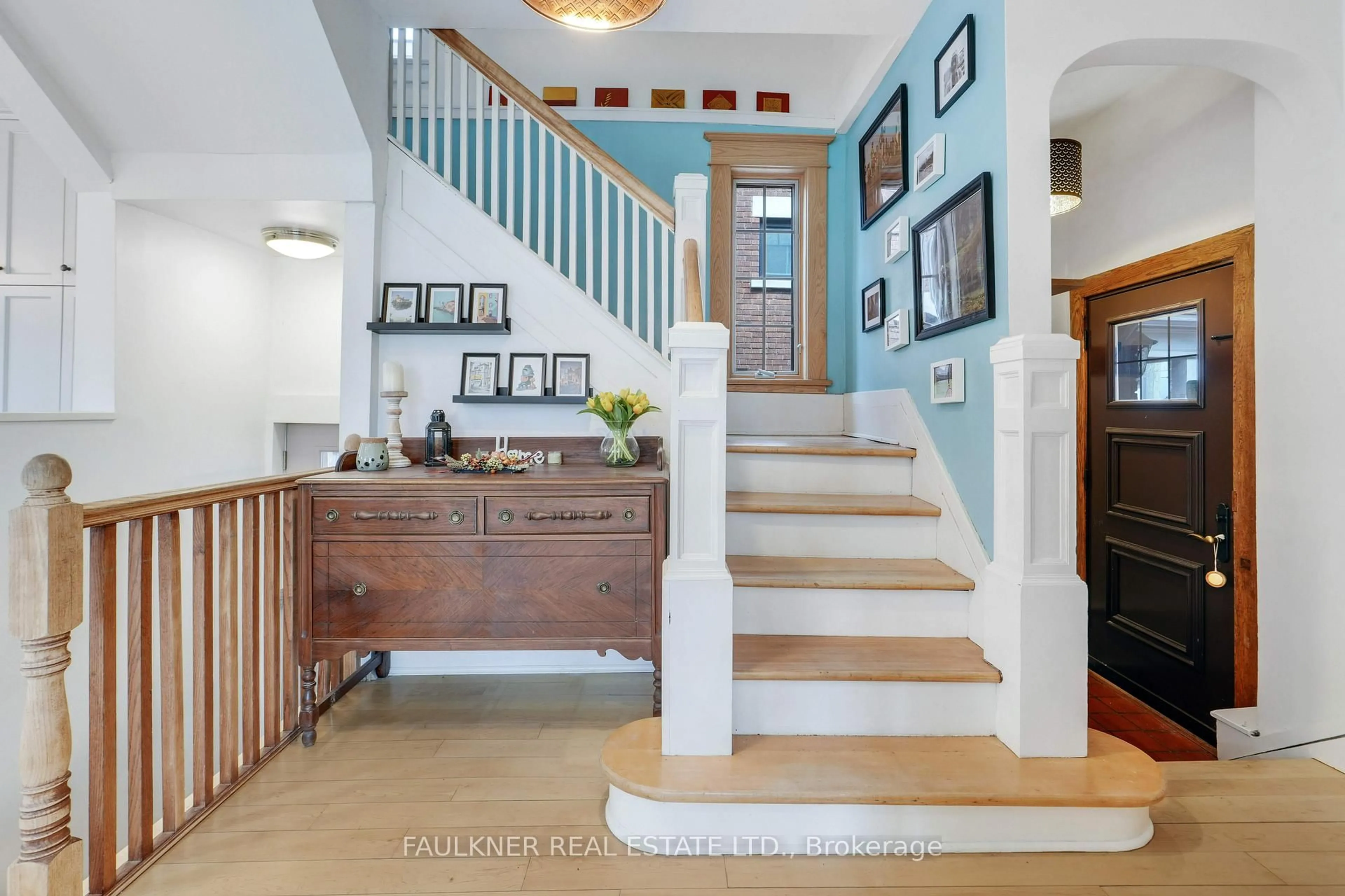 Unknown for 203 Cameron Ave, Ottawa Ontario K1S 0X4